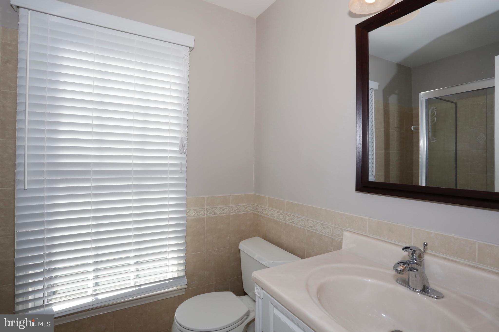 WASHINGTONIAN VILLAGE - Residential Lease
