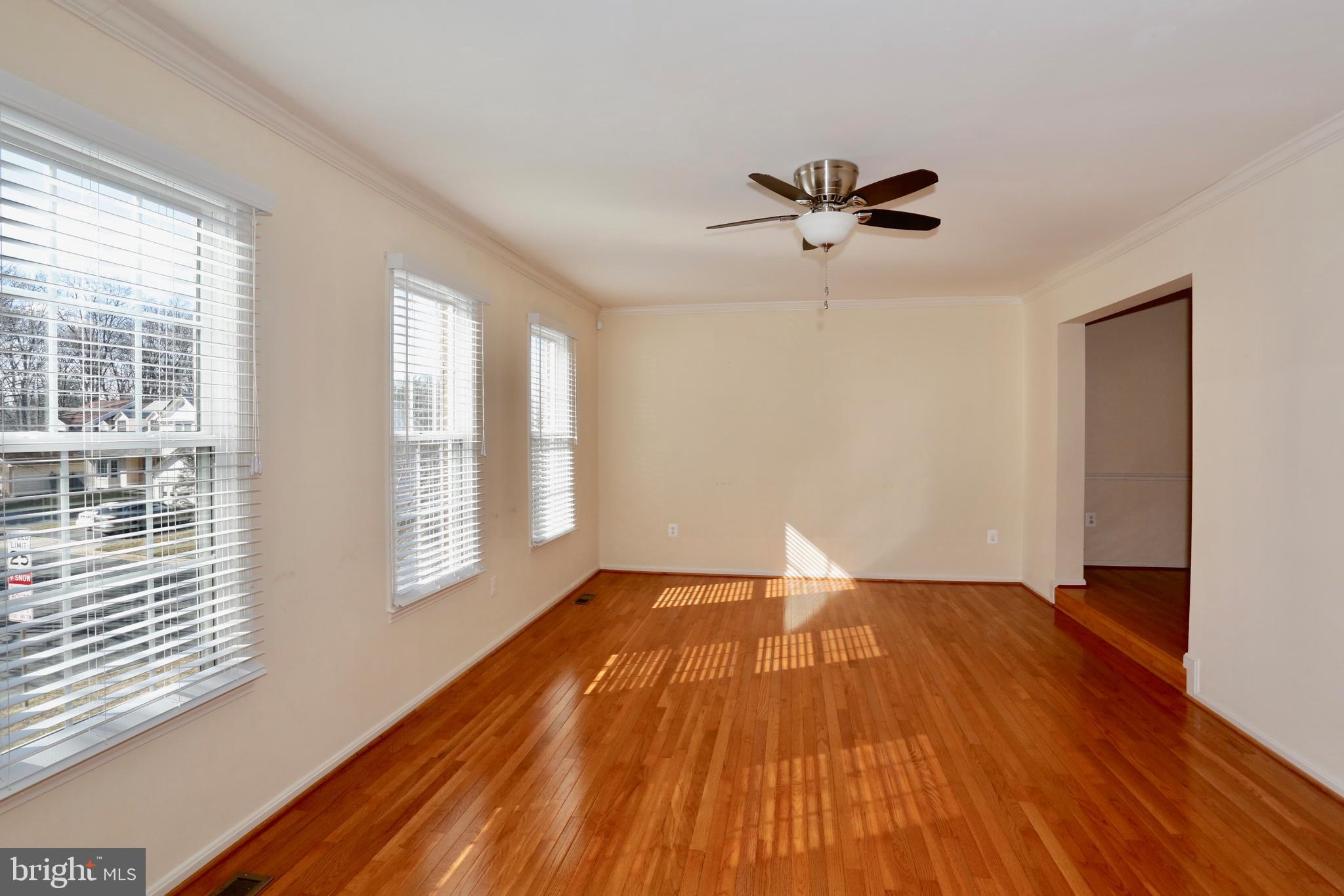 WASHINGTONIAN VILLAGE - Residential Lease