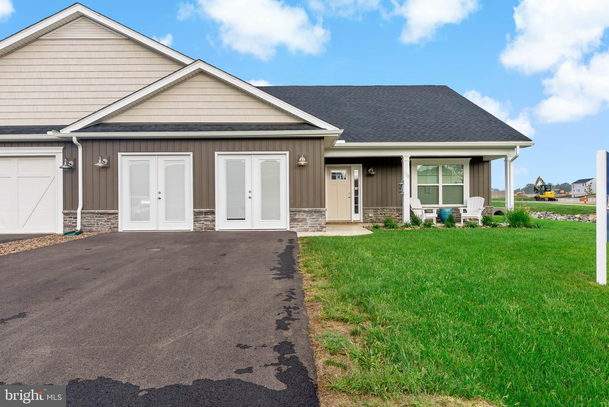 CARDINAL POINTE - Residential