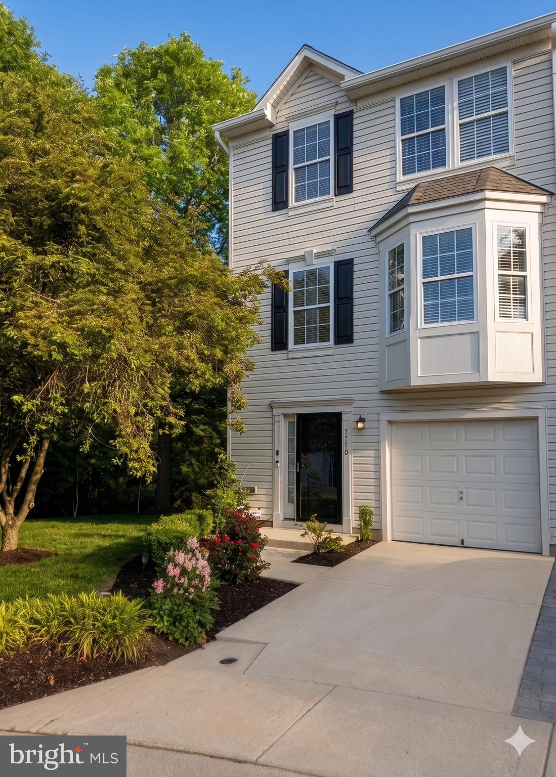 THE OAKS AT WATERS EDGE - Residential