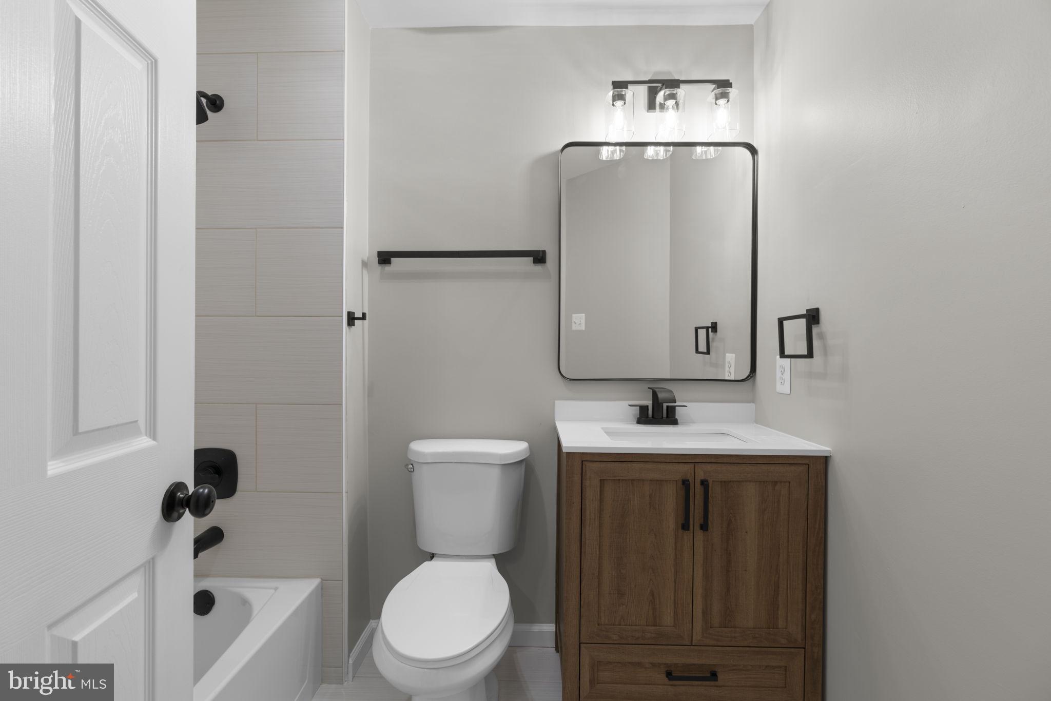 THE OAKS AT WATERS EDGE - Residential