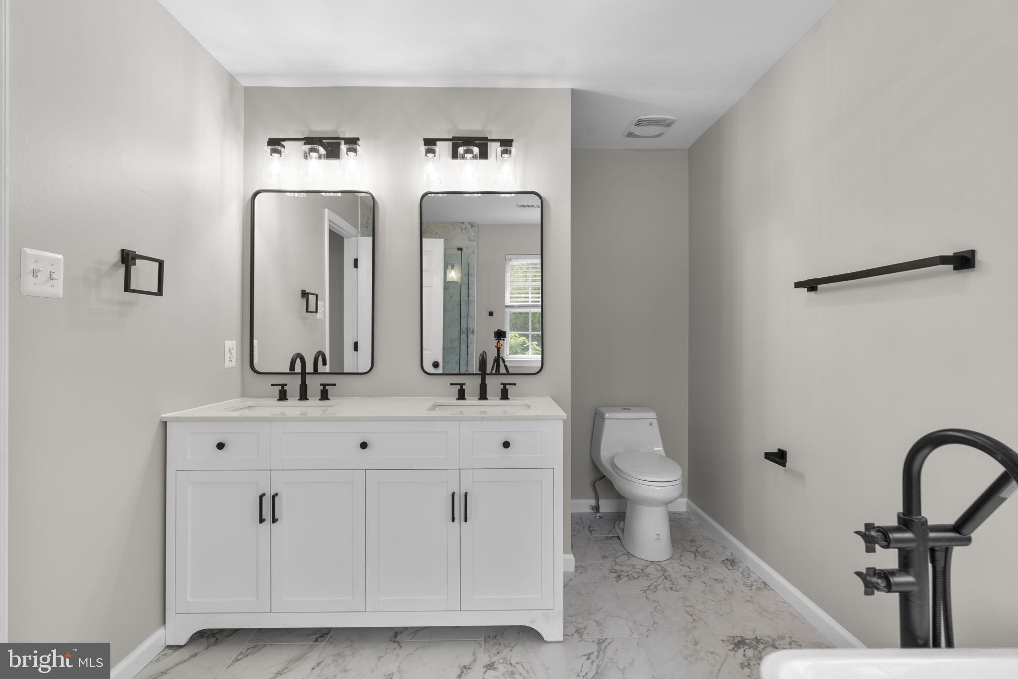 THE OAKS AT WATERS EDGE - Residential