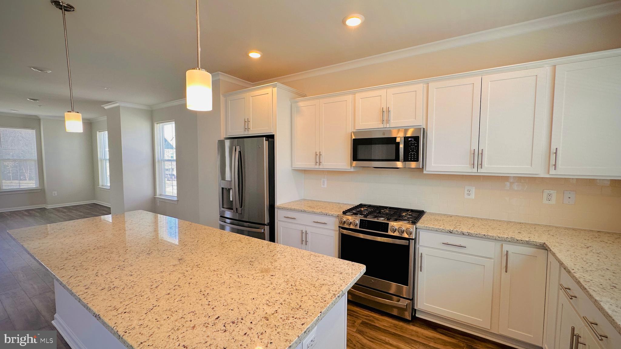 QUINCE ORCHARD - Residential Lease