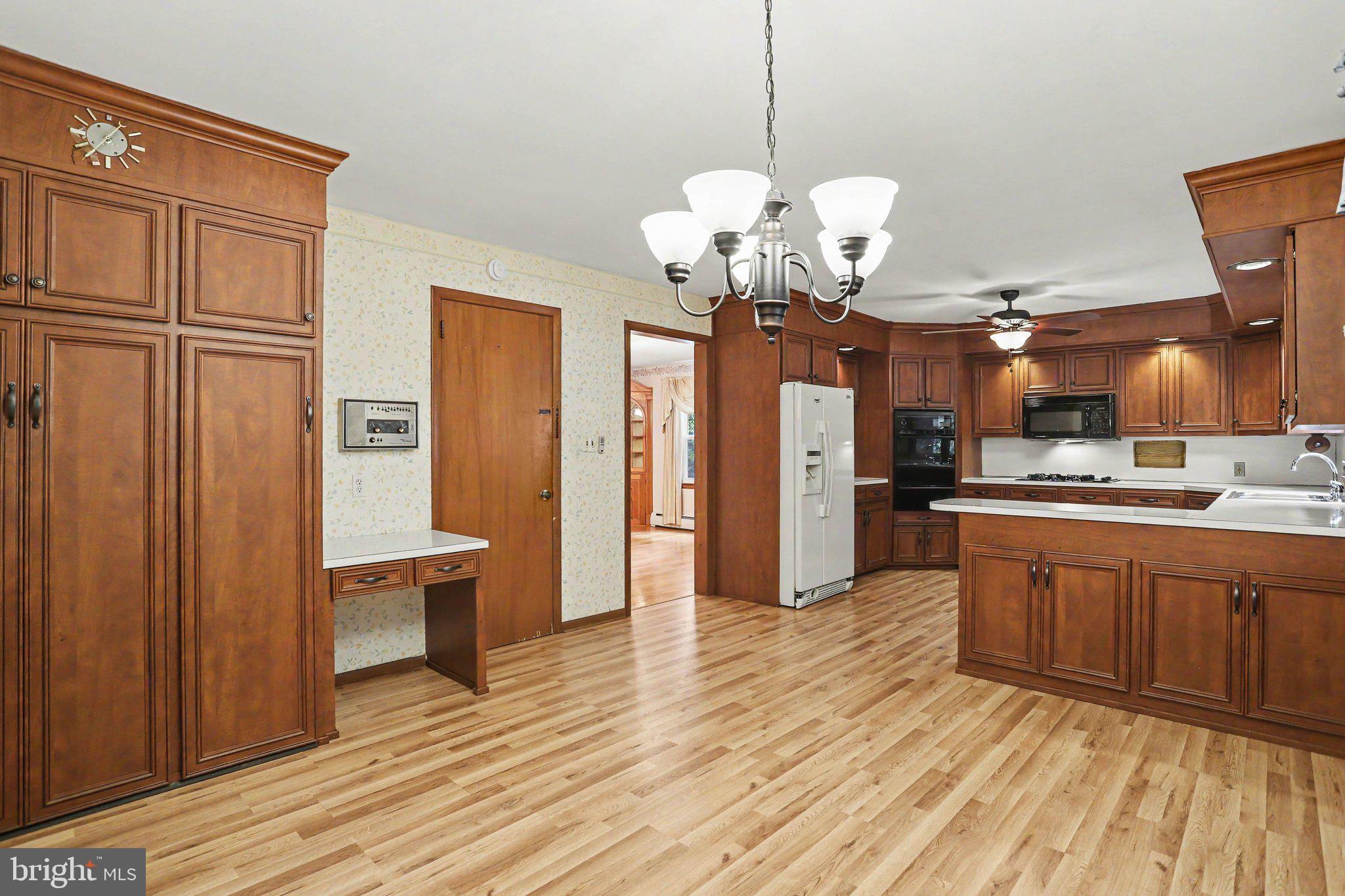 NONE, RURAL - Residential