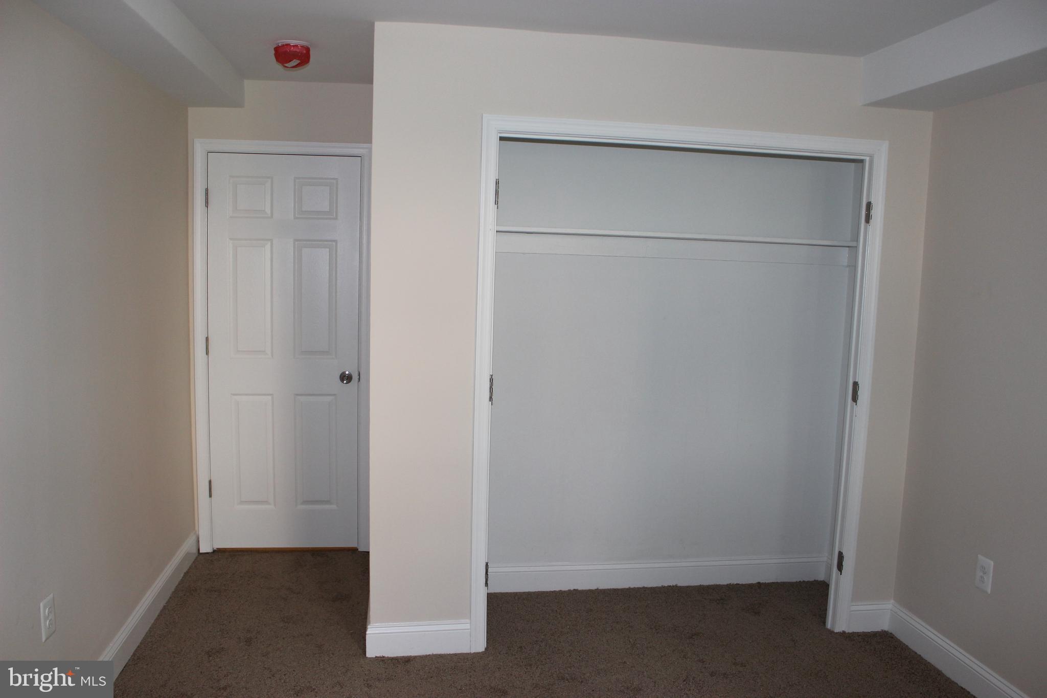 MARLOW TOWERS CONDOMINIUMS - Residential