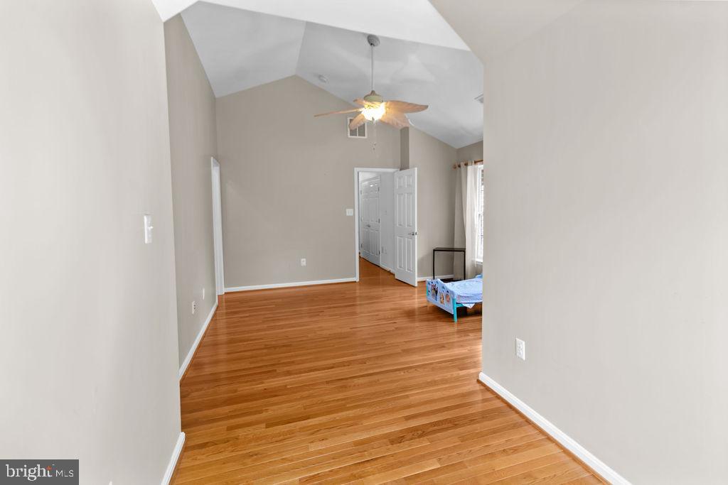 LONGEMEADE - Residential