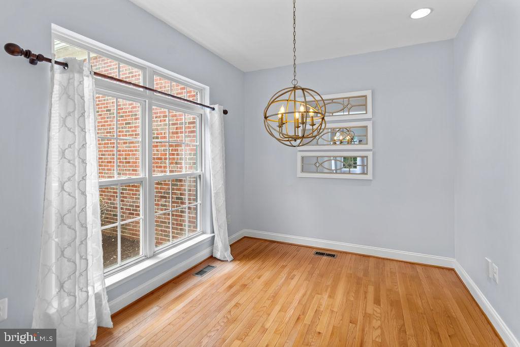 LONGEMEADE - Residential