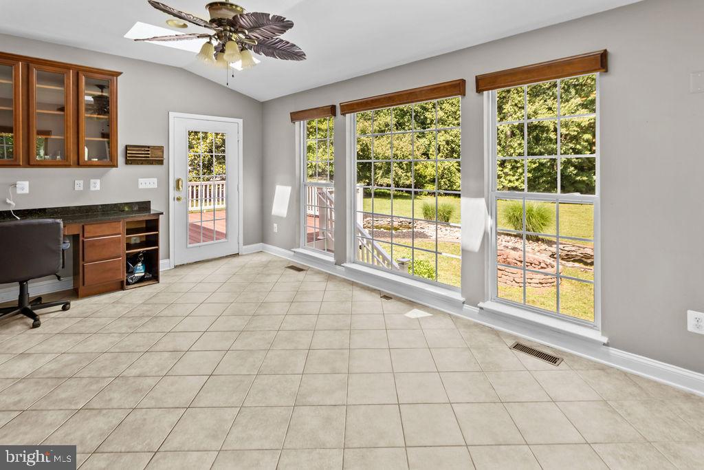 LONGEMEADE - Residential
