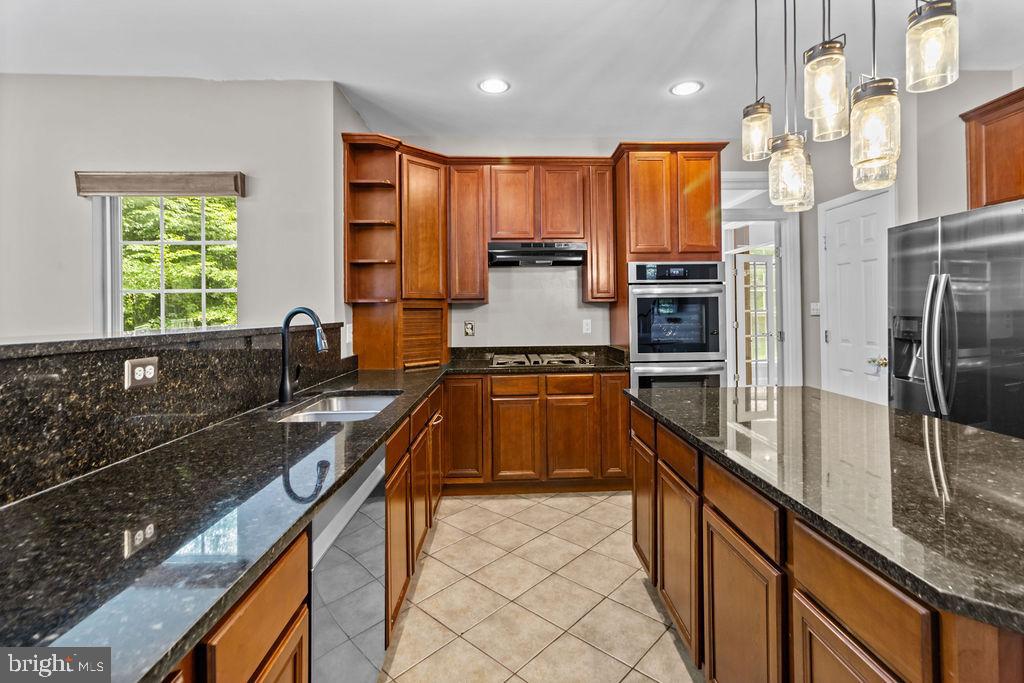 LONGEMEADE - Residential