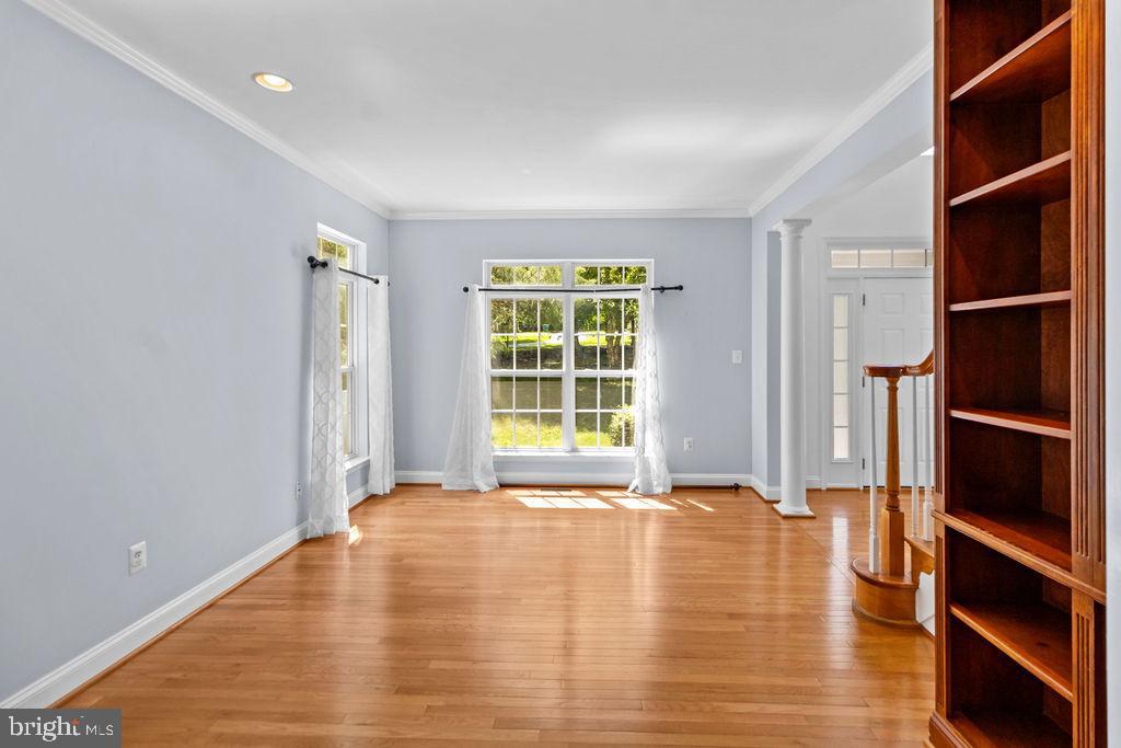 LONGEMEADE - Residential