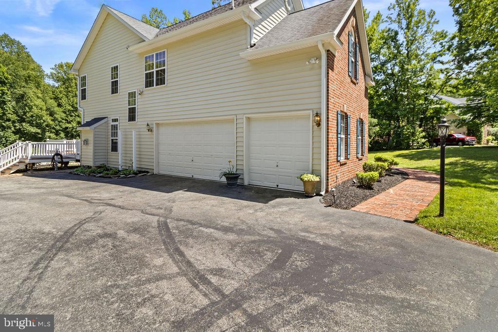LONGEMEADE - Residential