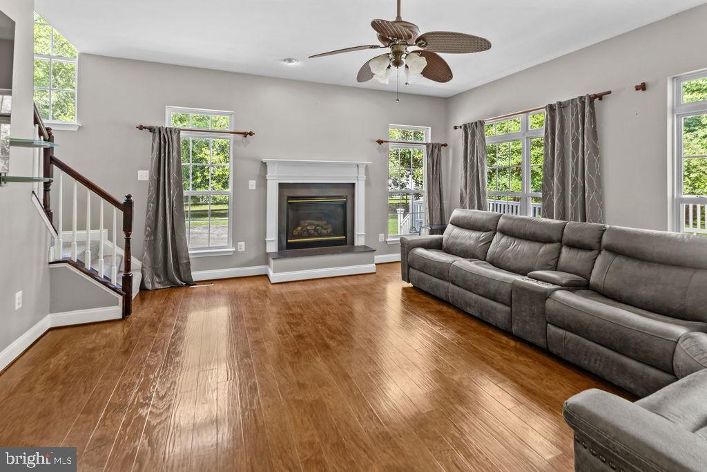 LONGEMEADE - Residential