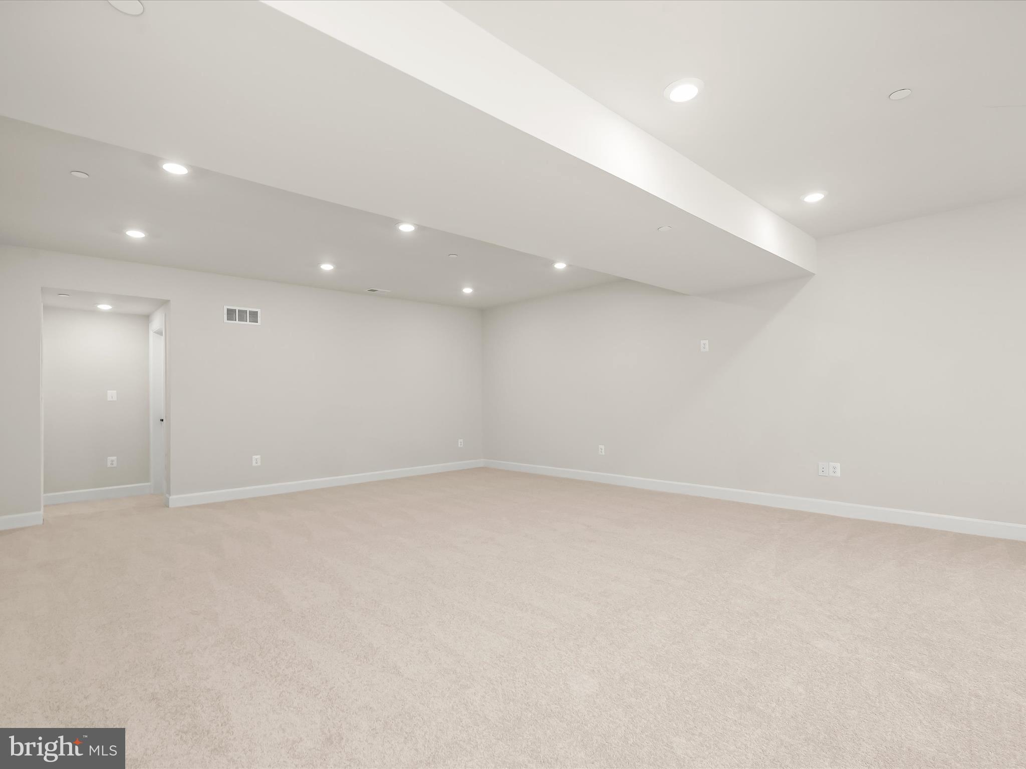 MAPLE LAWN SOUTH - Residential