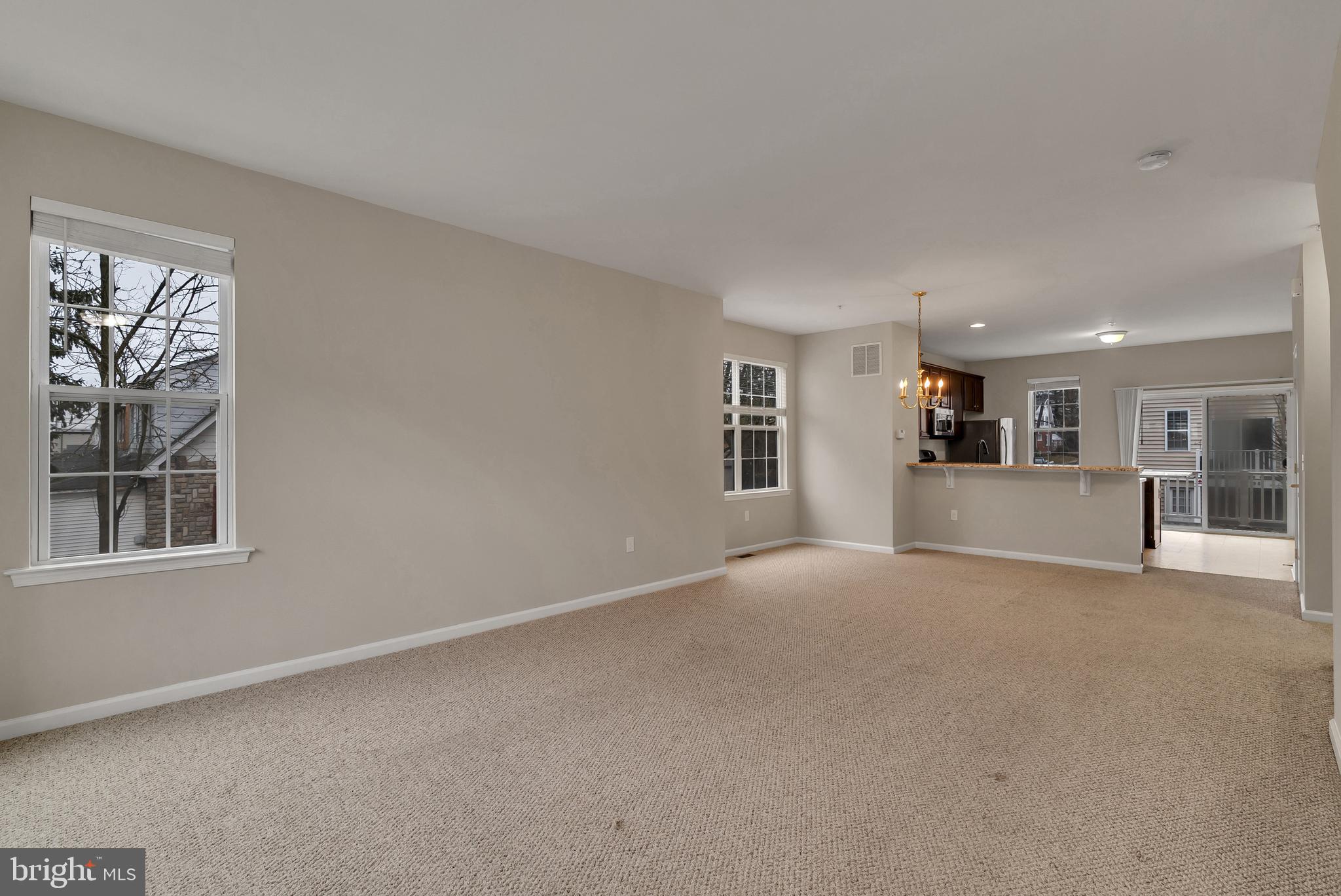CANNON SQUARE - Residential Lease