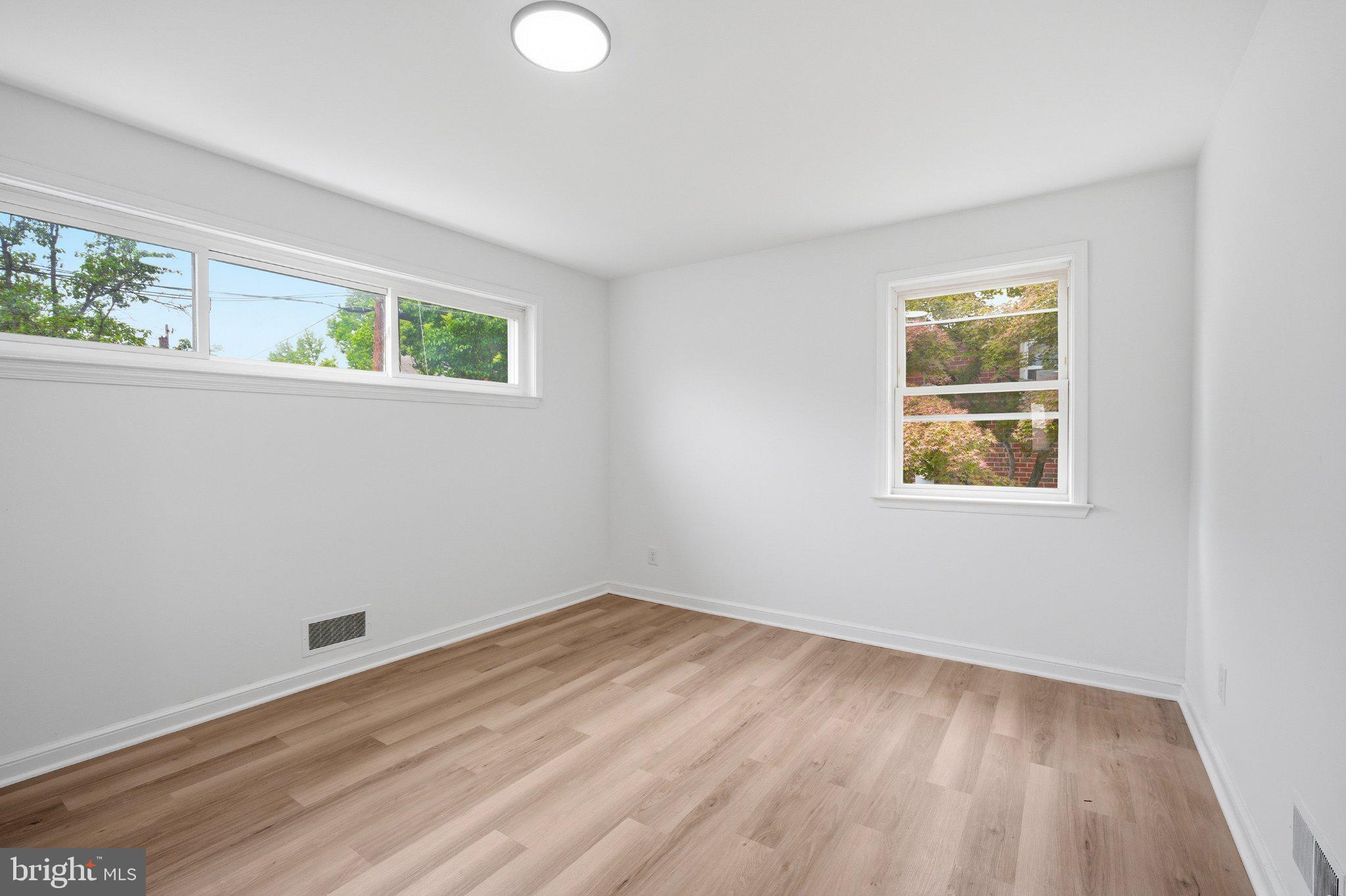 UNIVERSITY PARK - Residential