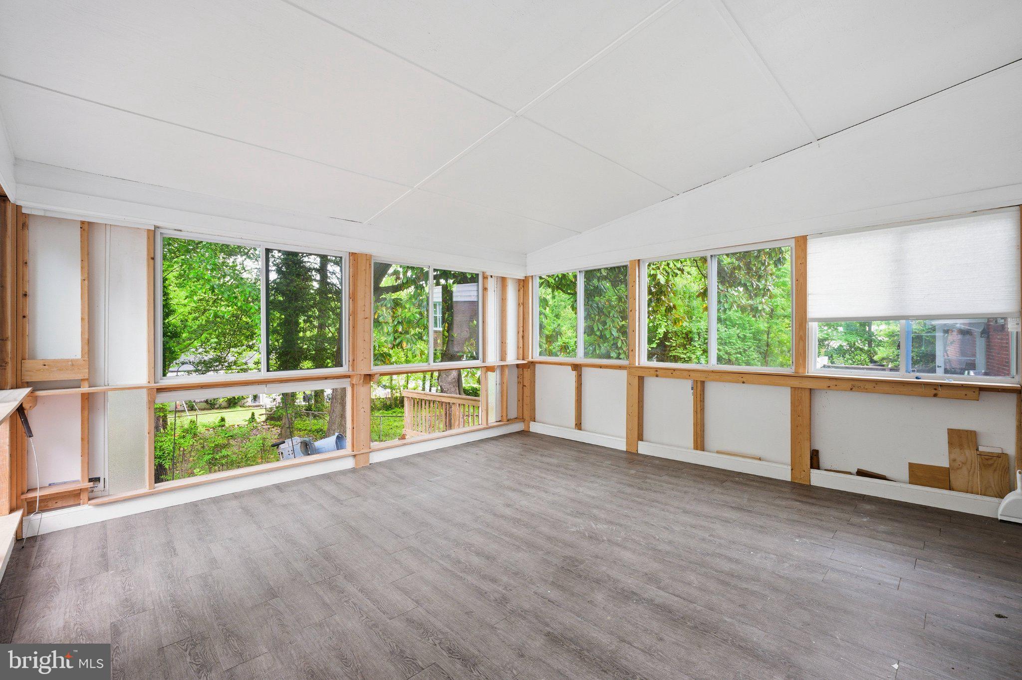 UNIVERSITY PARK - Residential