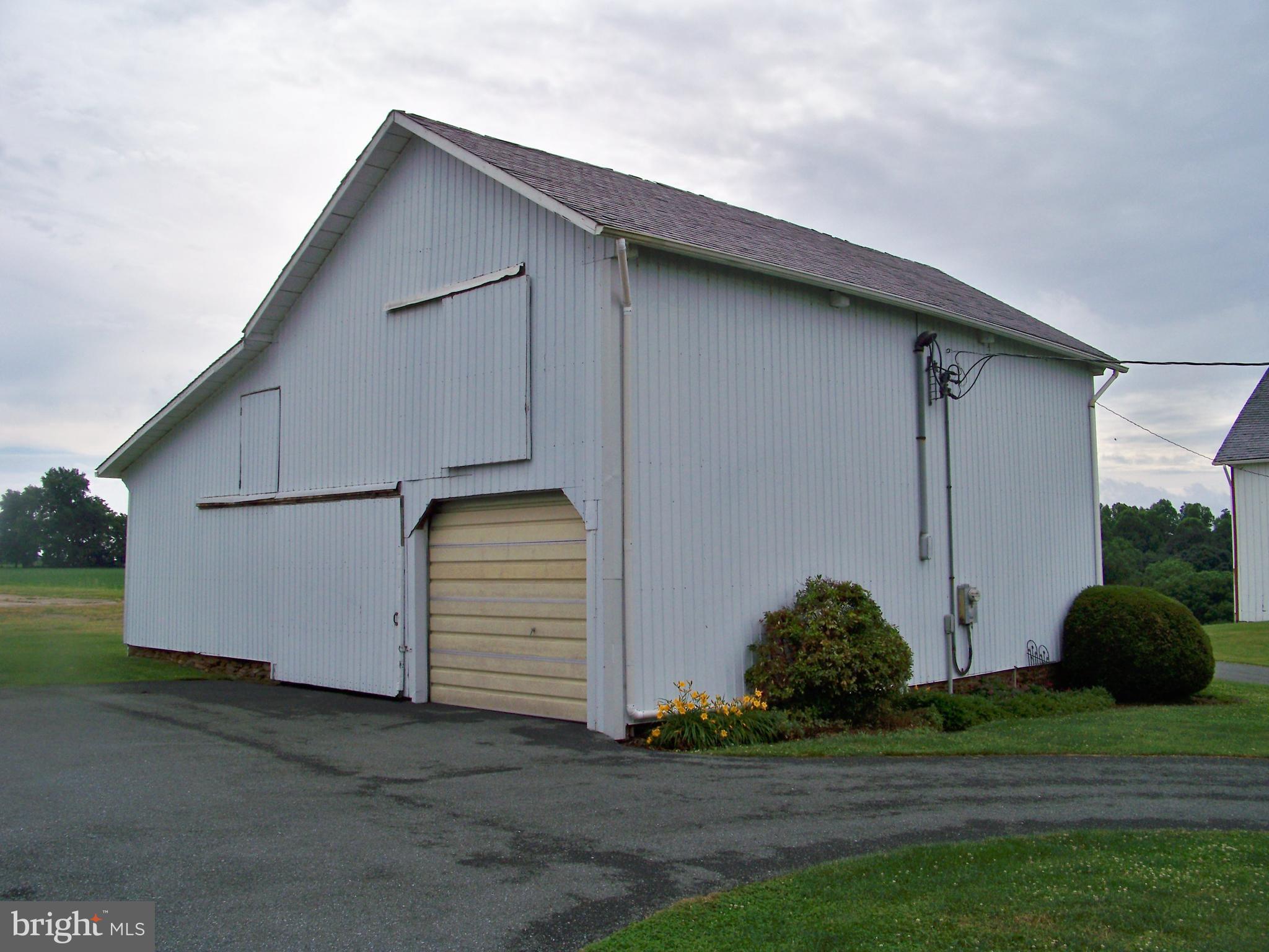 DRUMORE TWP - Farm