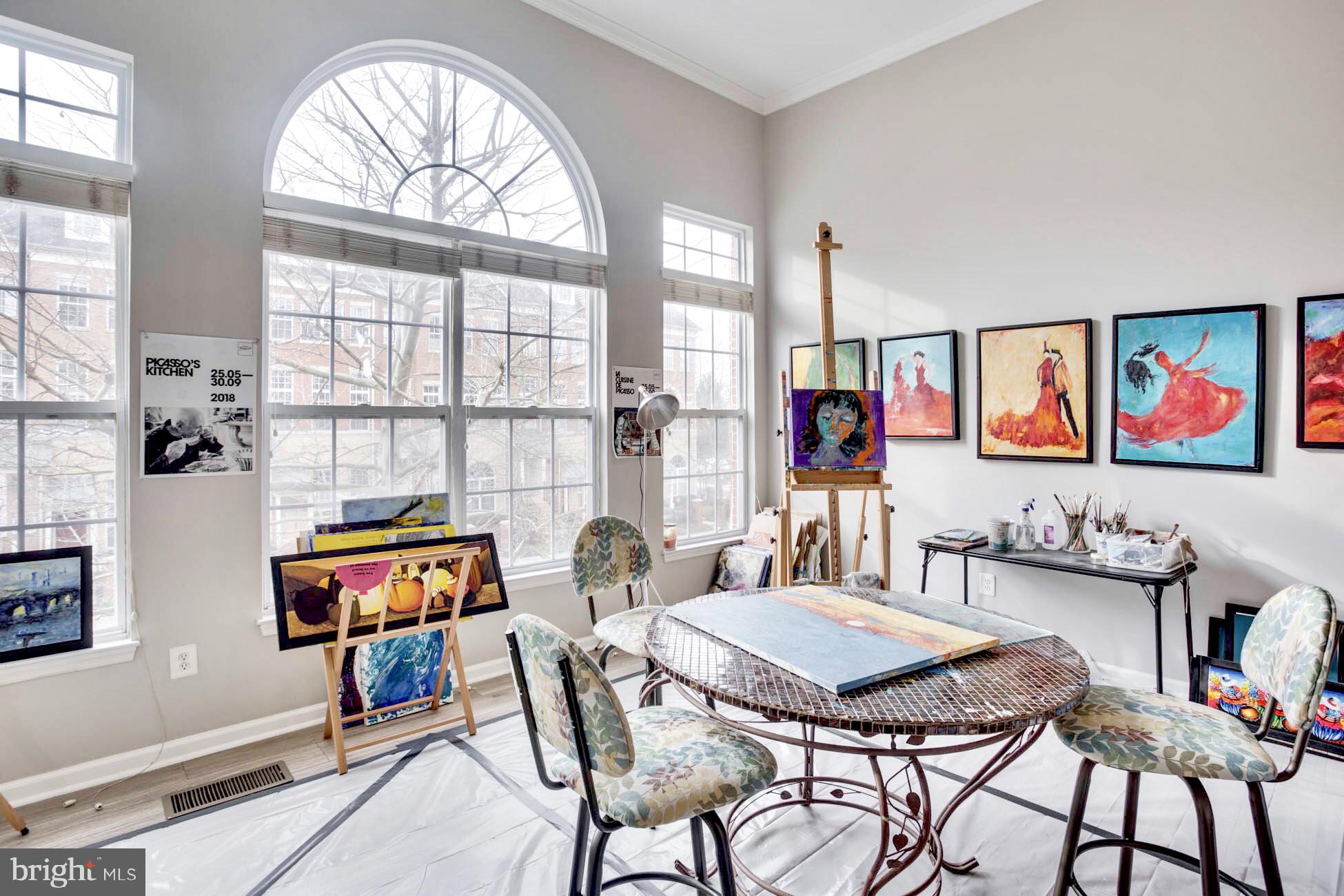 LINCOLN PARK - Residential
