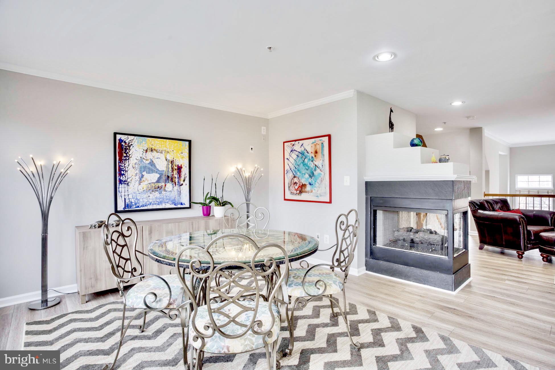 LINCOLN PARK - Residential
