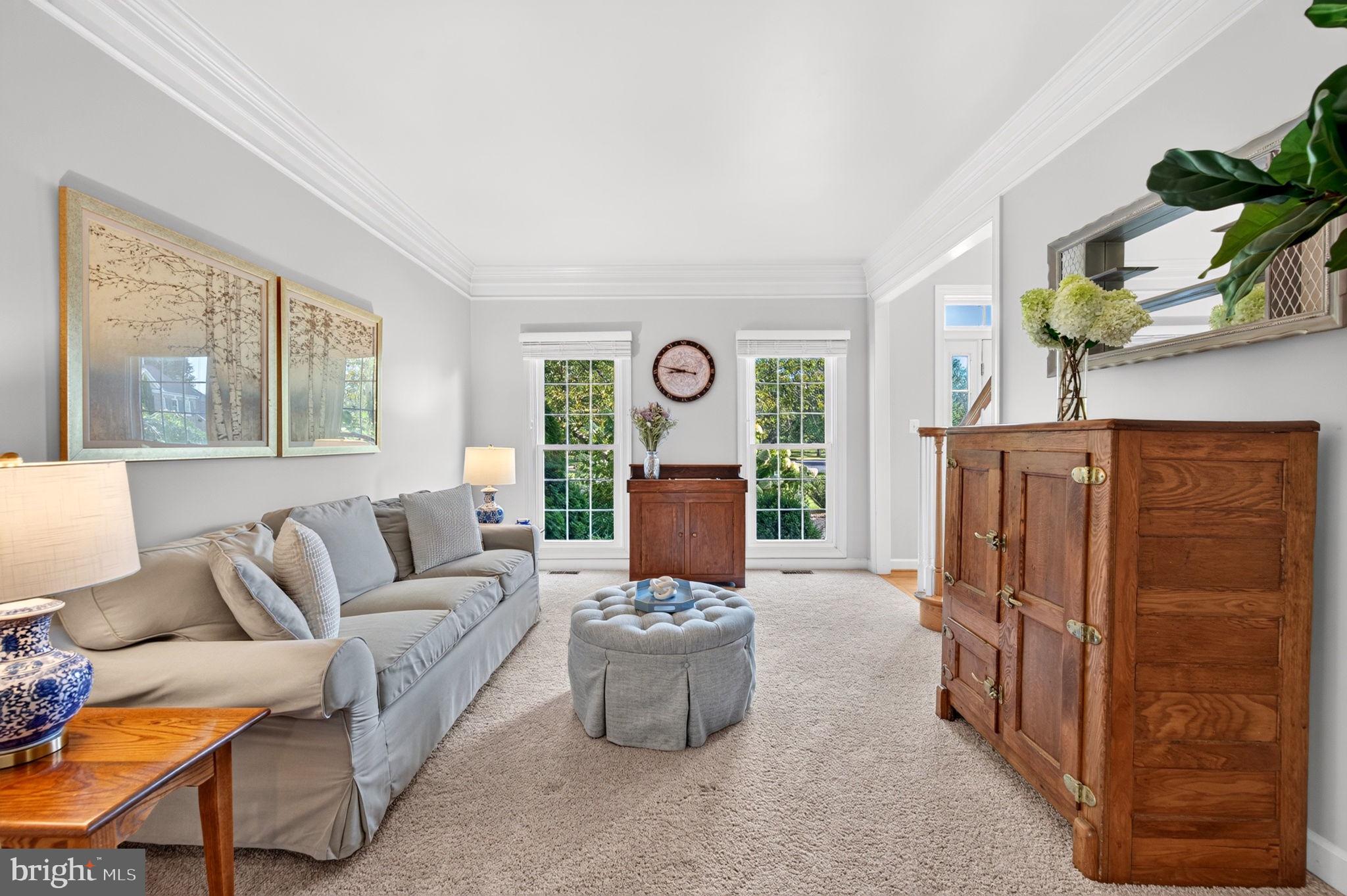 POOLESVILLE - Residential