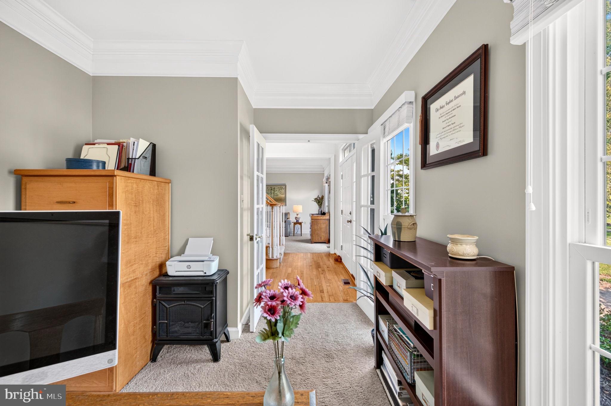 POOLESVILLE - Residential