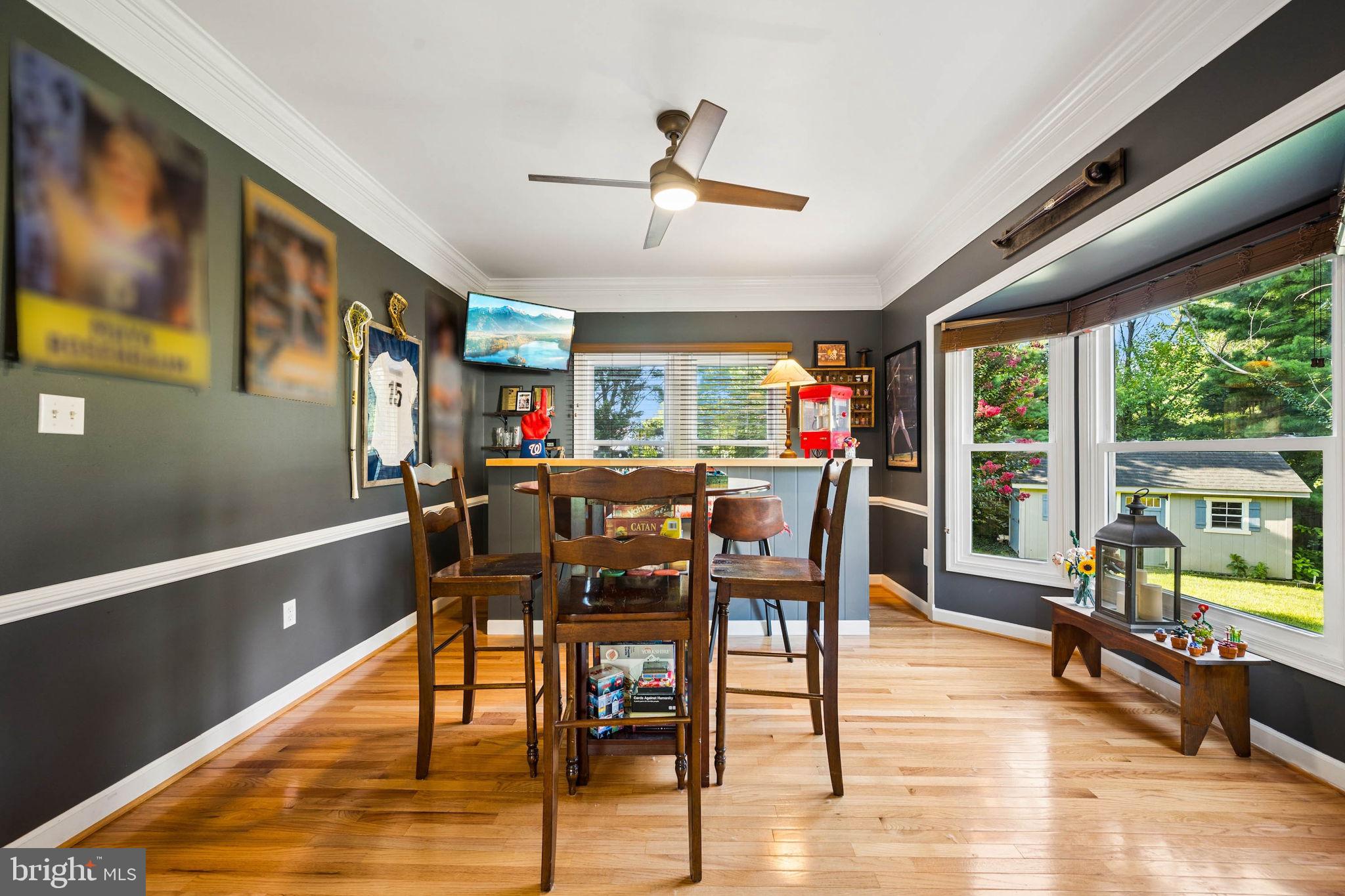 POOLESVILLE - Residential