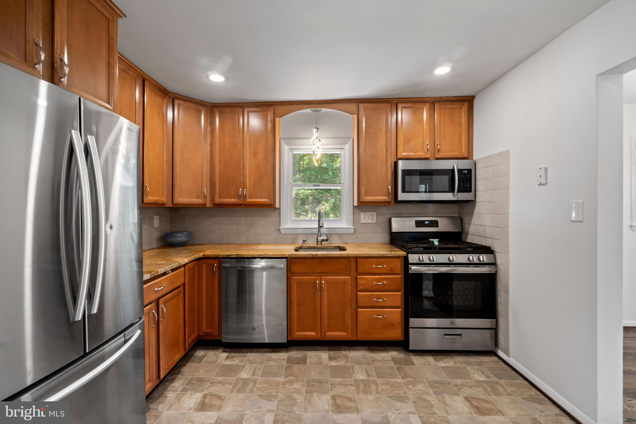 GLEN BURNIE PARK - Residential