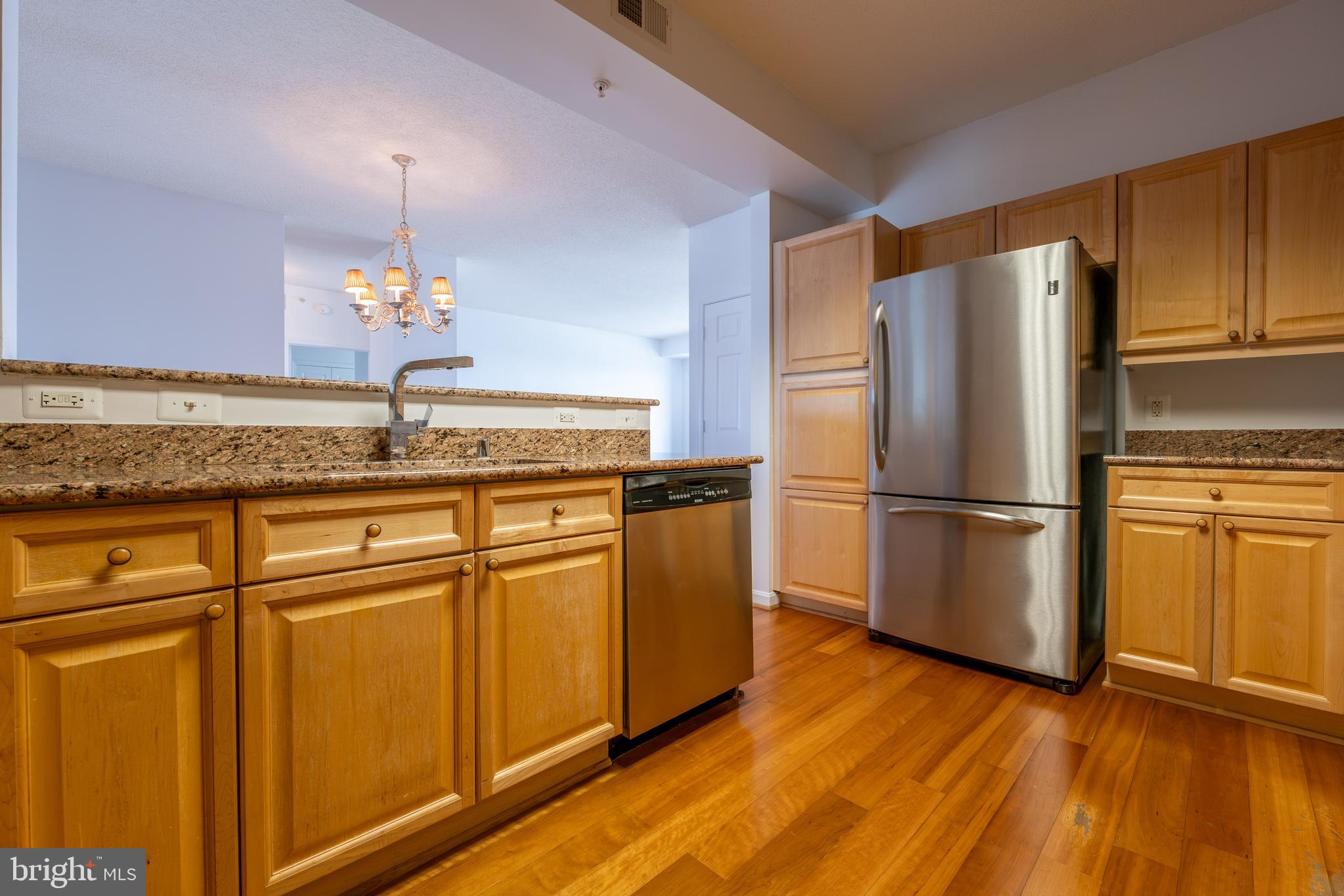 RIVERVIEW AT LANSDOWNE WOODS - Residential