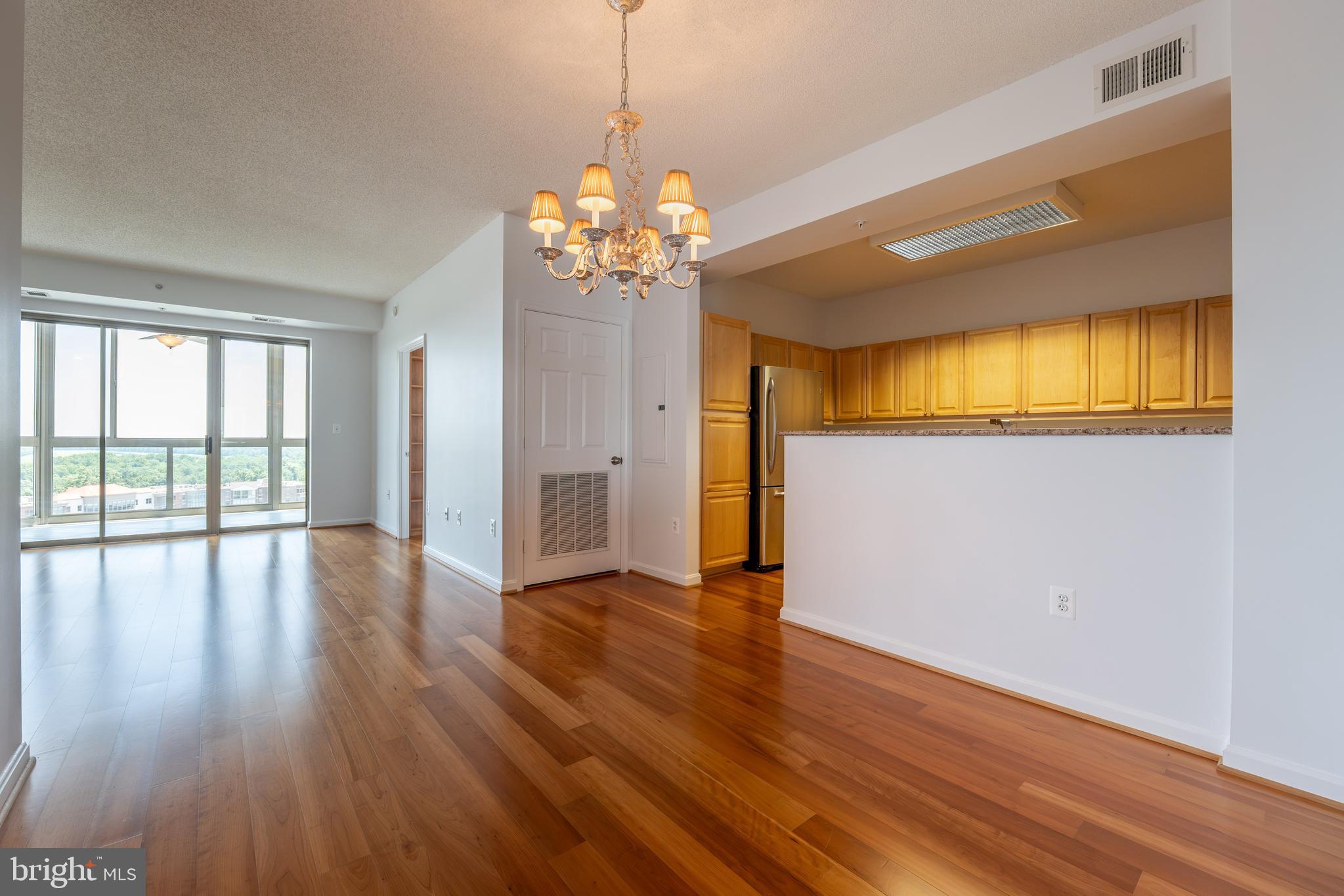 RIVERVIEW AT LANSDOWNE WOODS - Residential