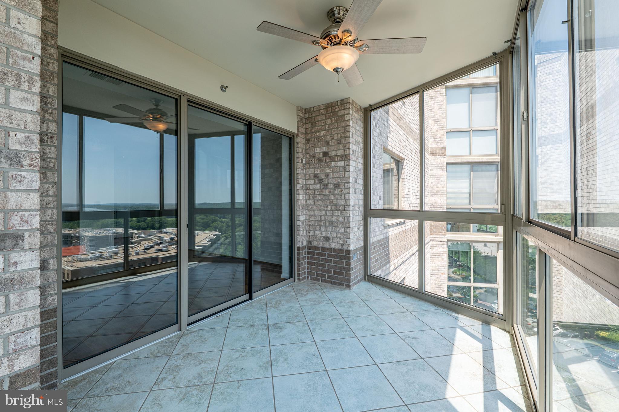 RIVERVIEW AT LANSDOWNE WOODS - Residential