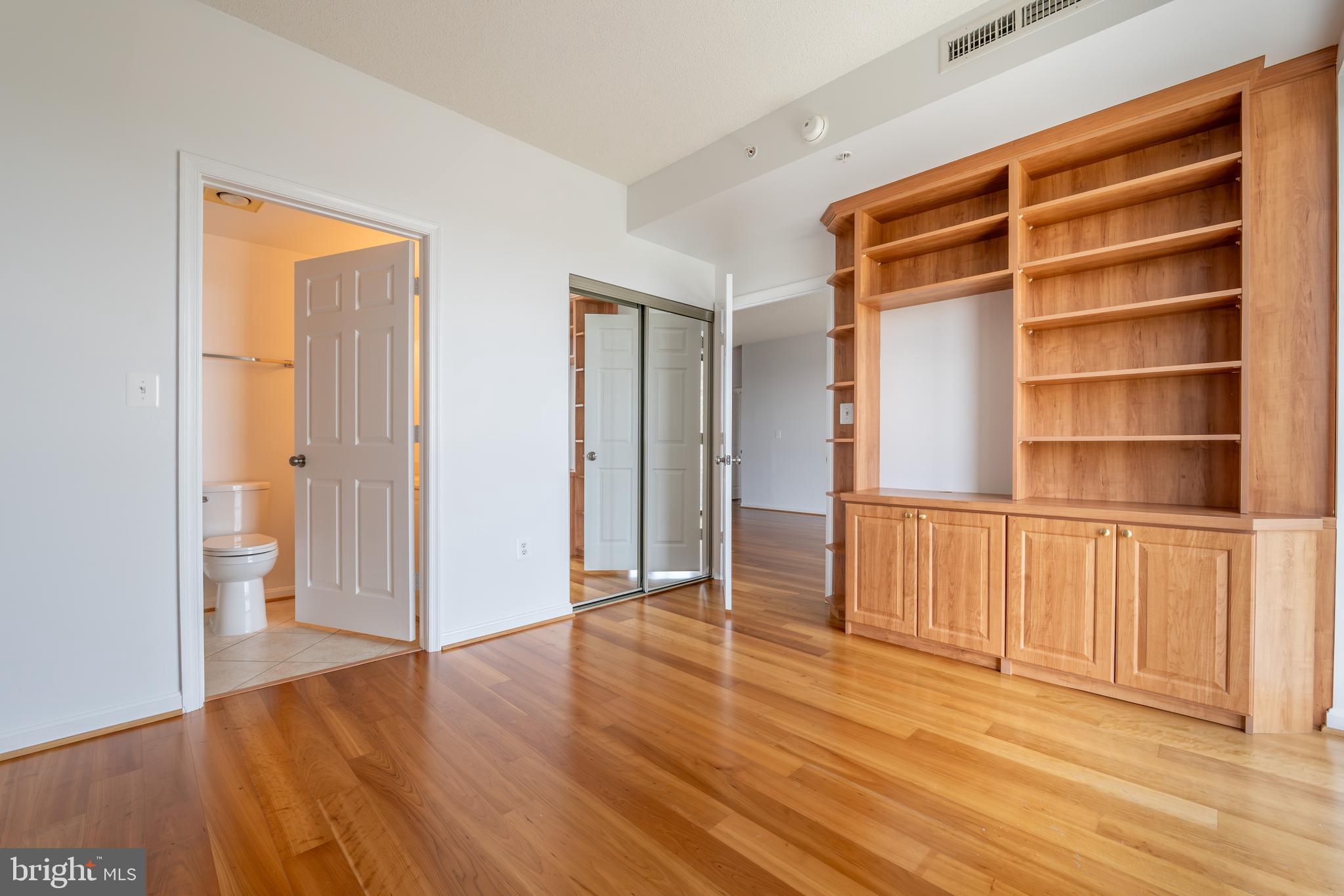 RIVERVIEW AT LANSDOWNE WOODS - Residential