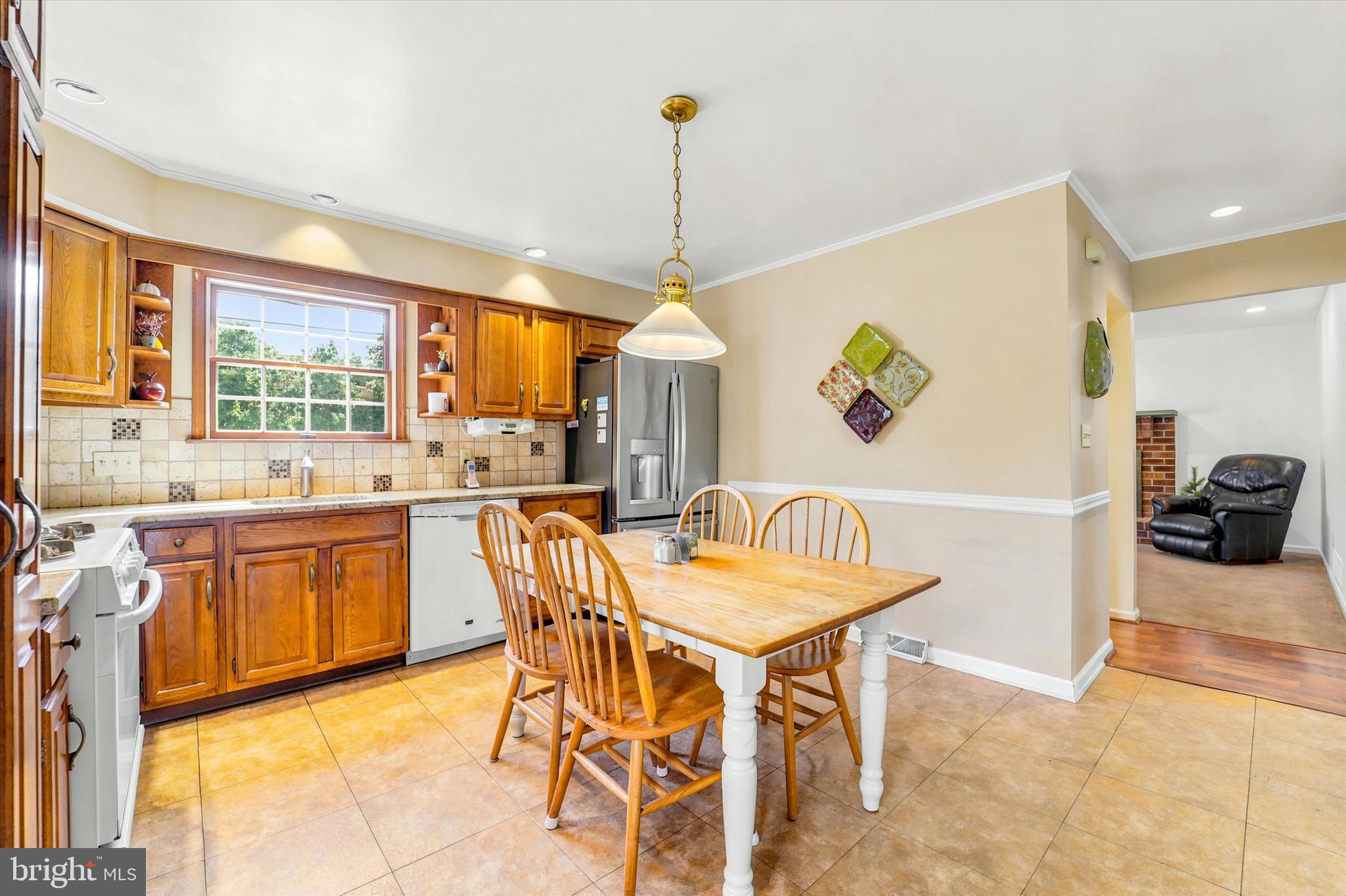 WOODMERE PARK - Residential