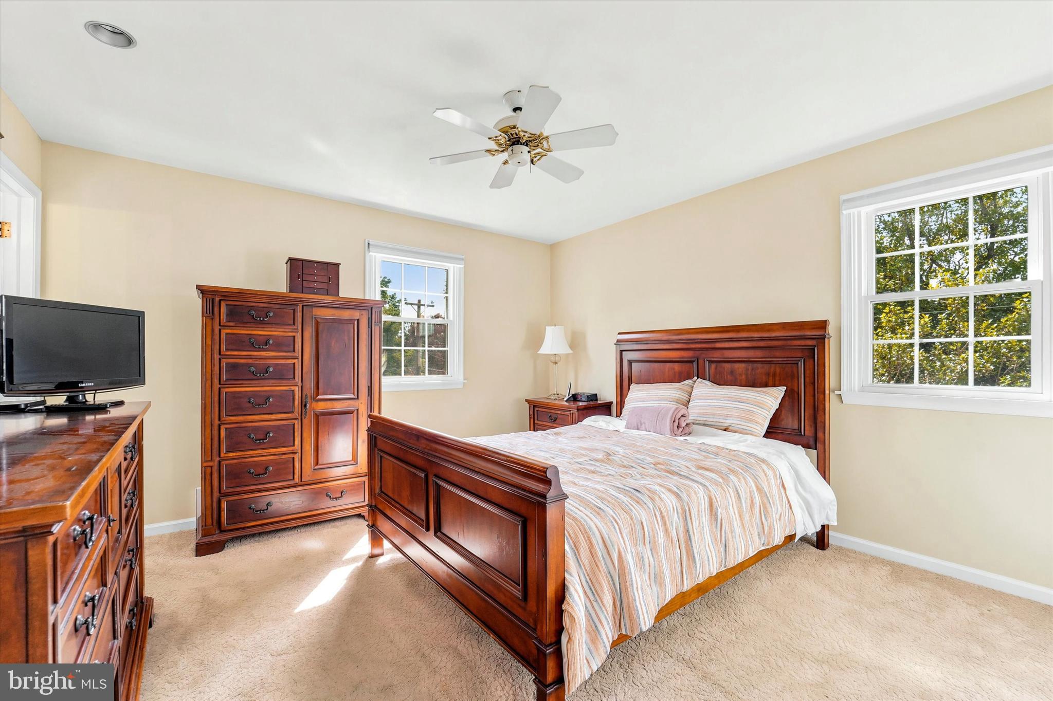 WOODMERE PARK - Residential