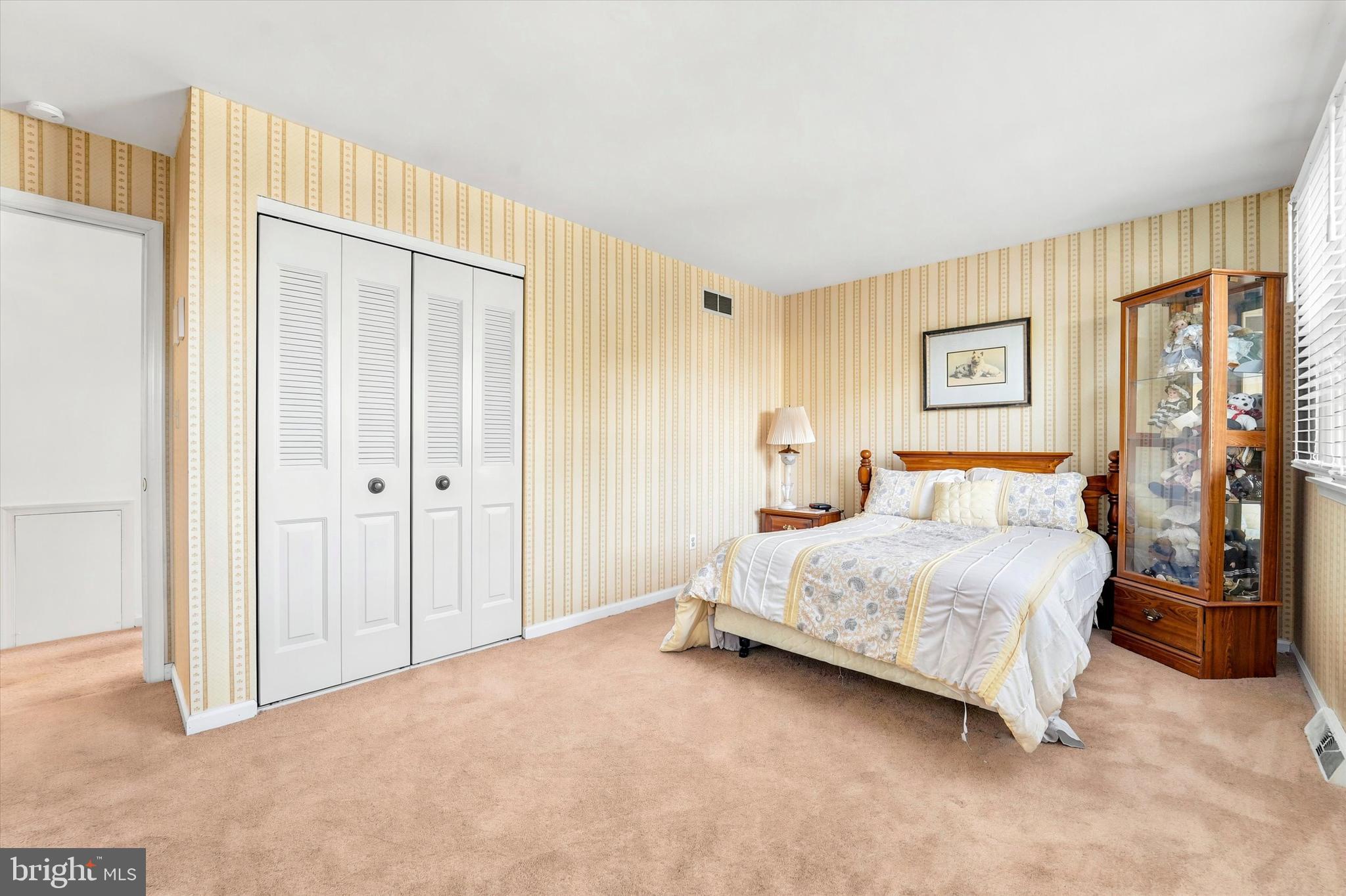 WOODMERE PARK - Residential