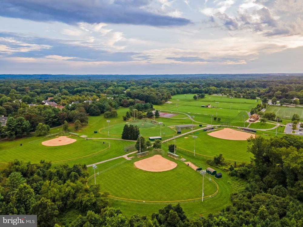 ENCLAVE AT OAK HILL - Residential