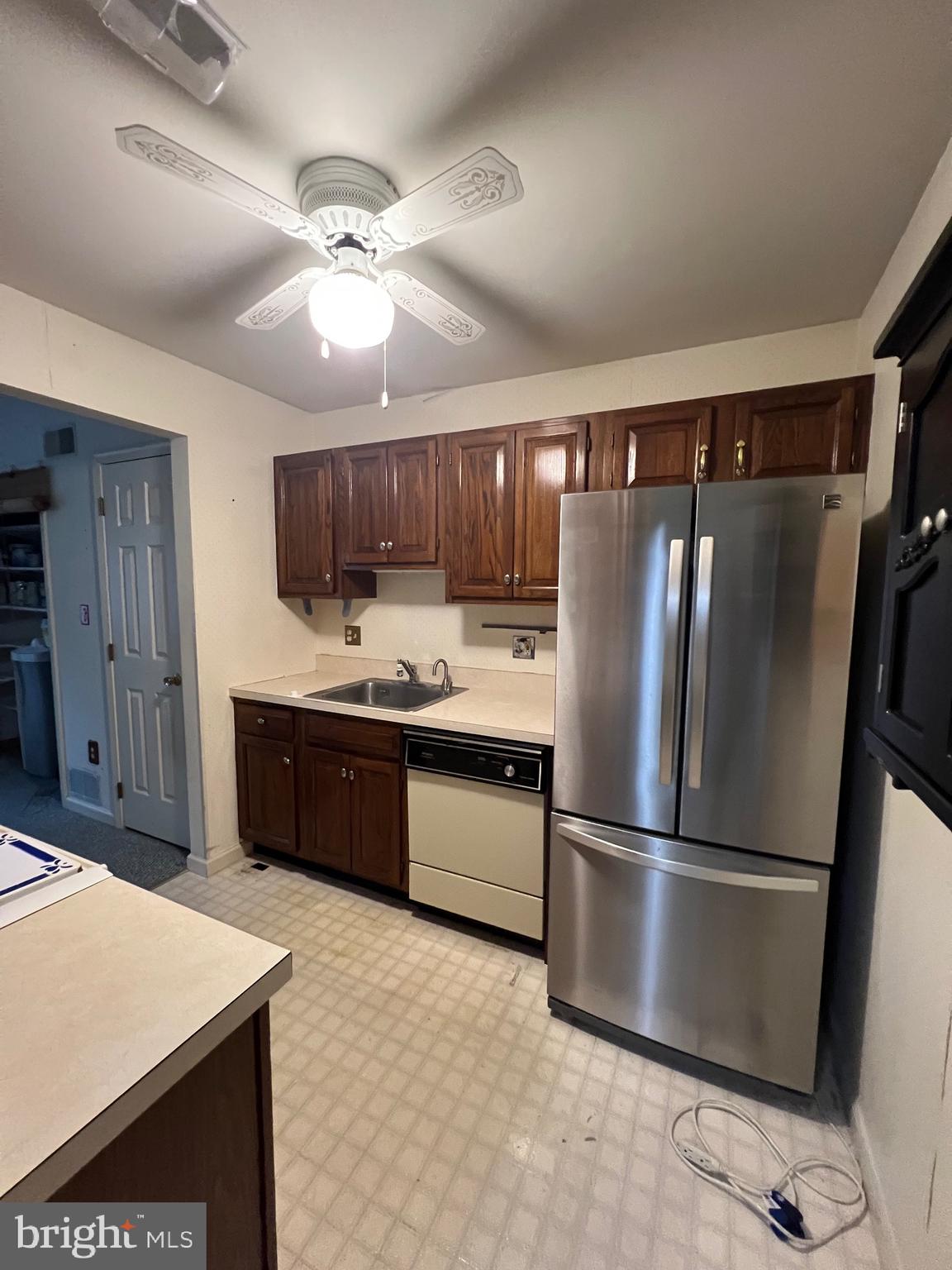 MIFFLIN WOODS - Residential