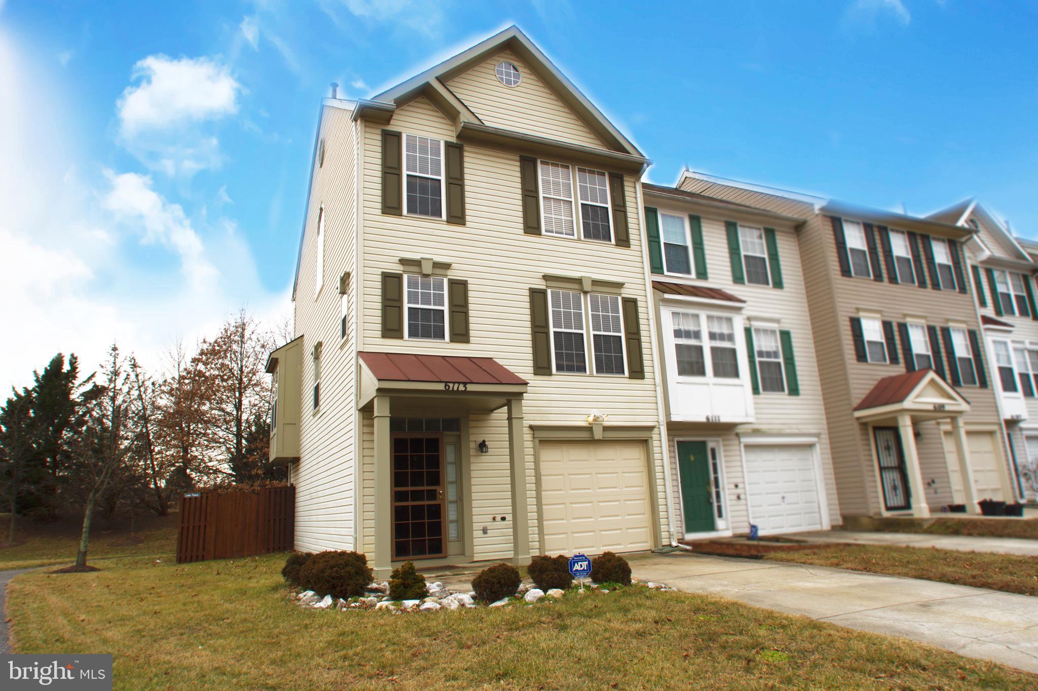 COME AND VIEW THIS 4 BEDROOM  END UNIT TOWNHOUSE CONVENIENT TO DC, VA, SHOPPING AND METRO. NICE SIZE LIVING ROOM, EAT IN KITCHEN WITH FENCED BACKYARD AND MORE. HOUSING VOUCHERS WELCOMED