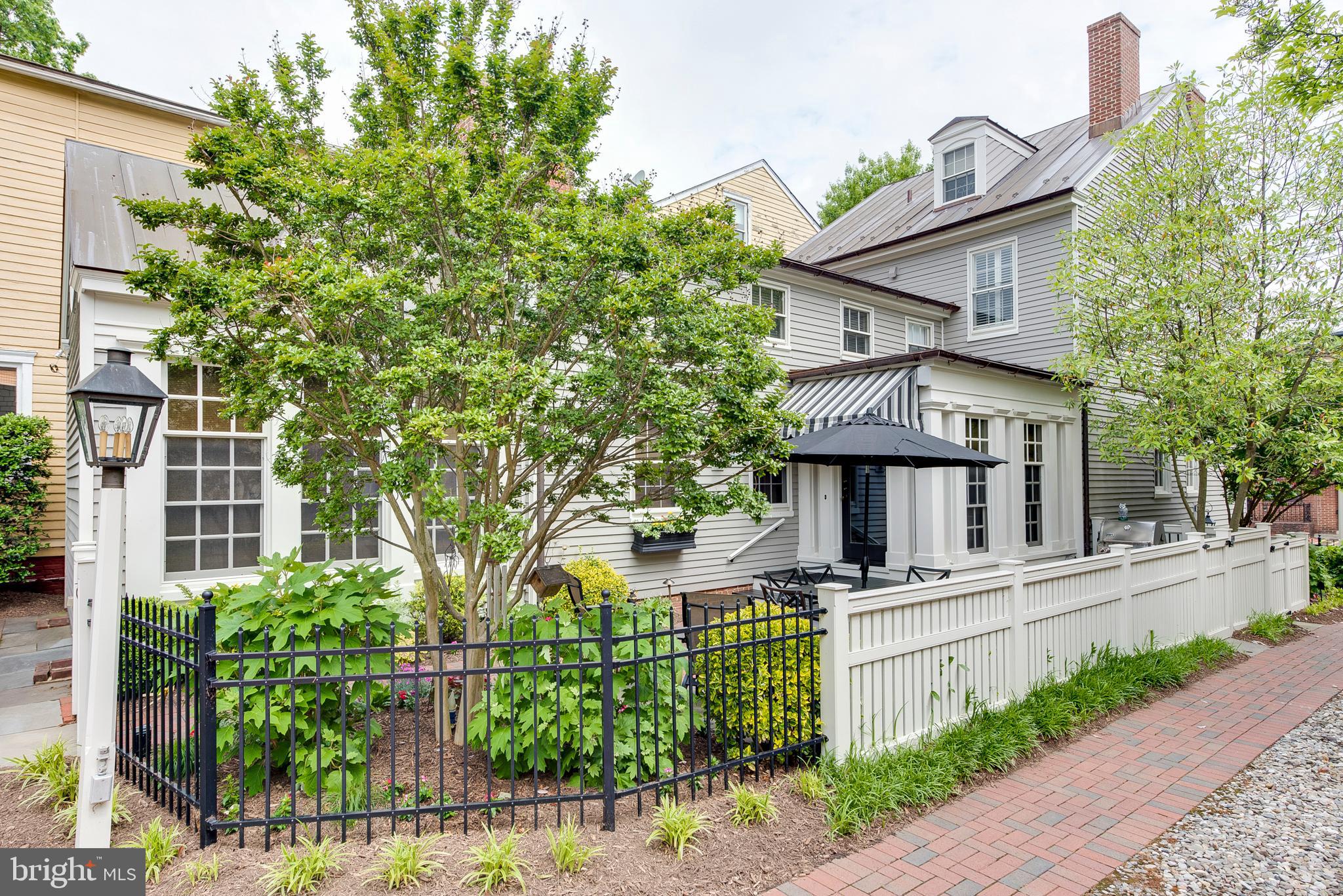 HISTORIC DISTRICT - Residential