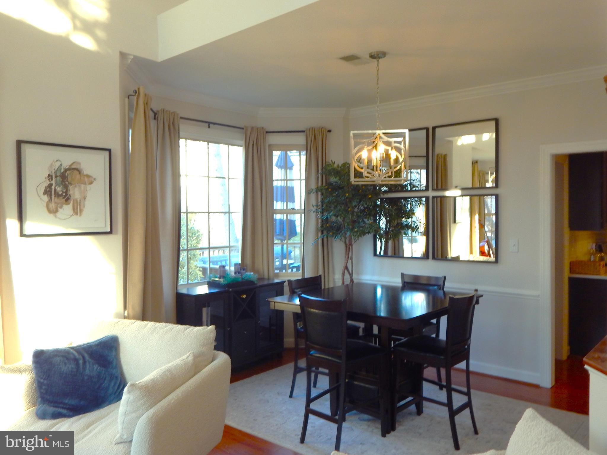 SULLY STATION - Residential