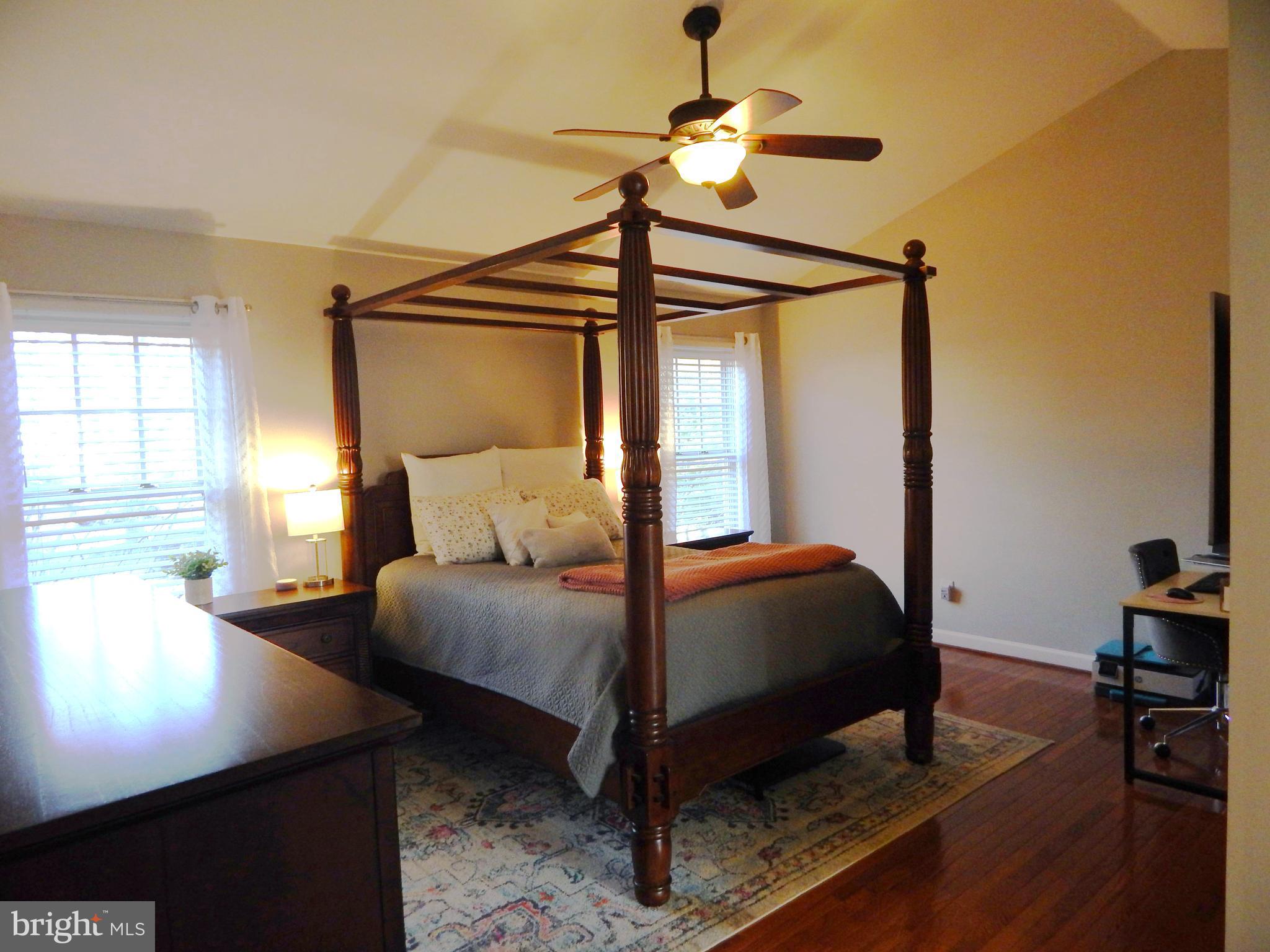 SULLY STATION - Residential