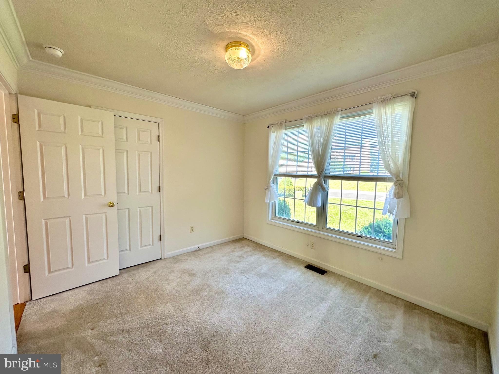 BATTLEFIELD ESTATES - Residential