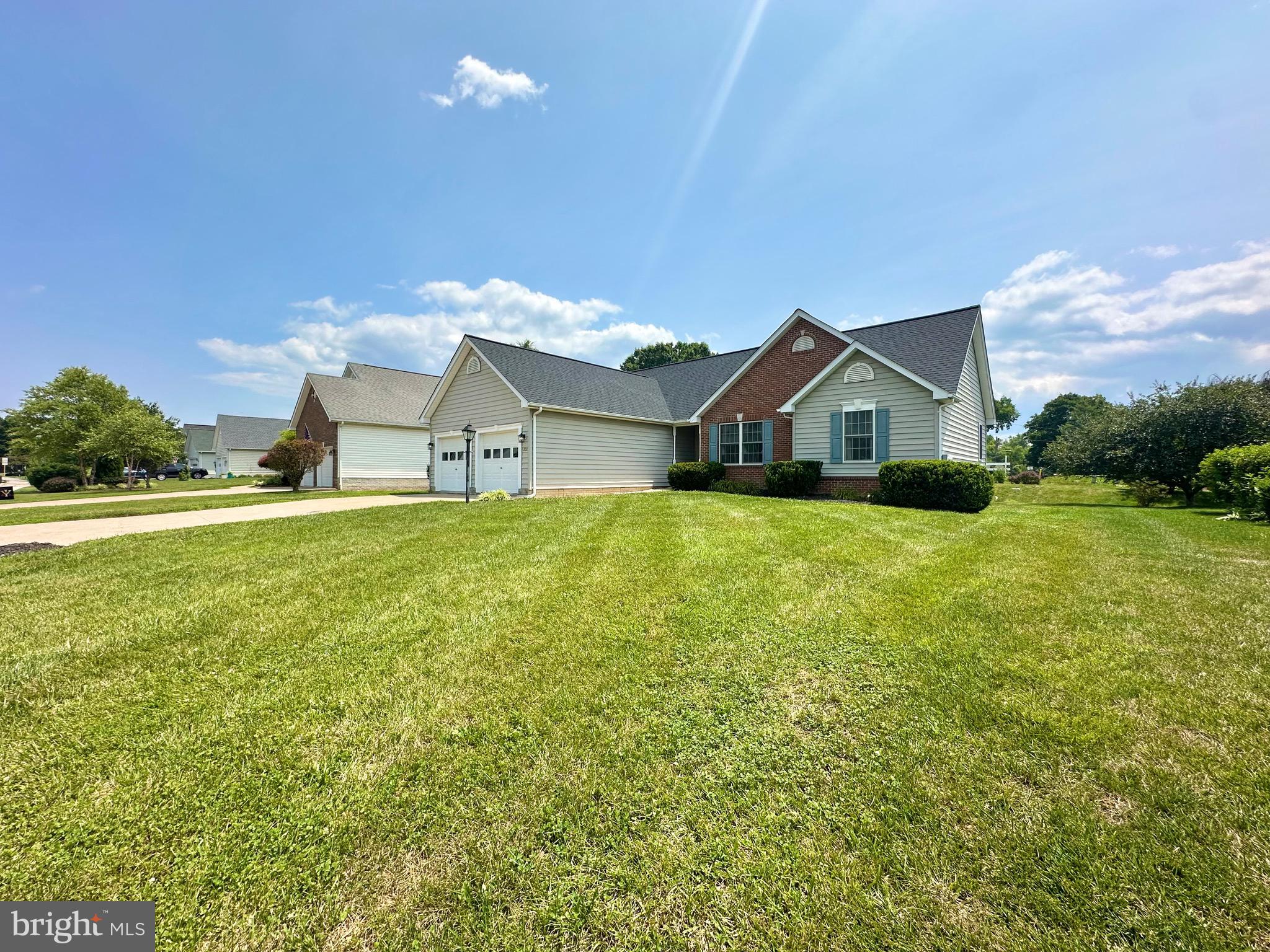 BATTLEFIELD ESTATES - Residential