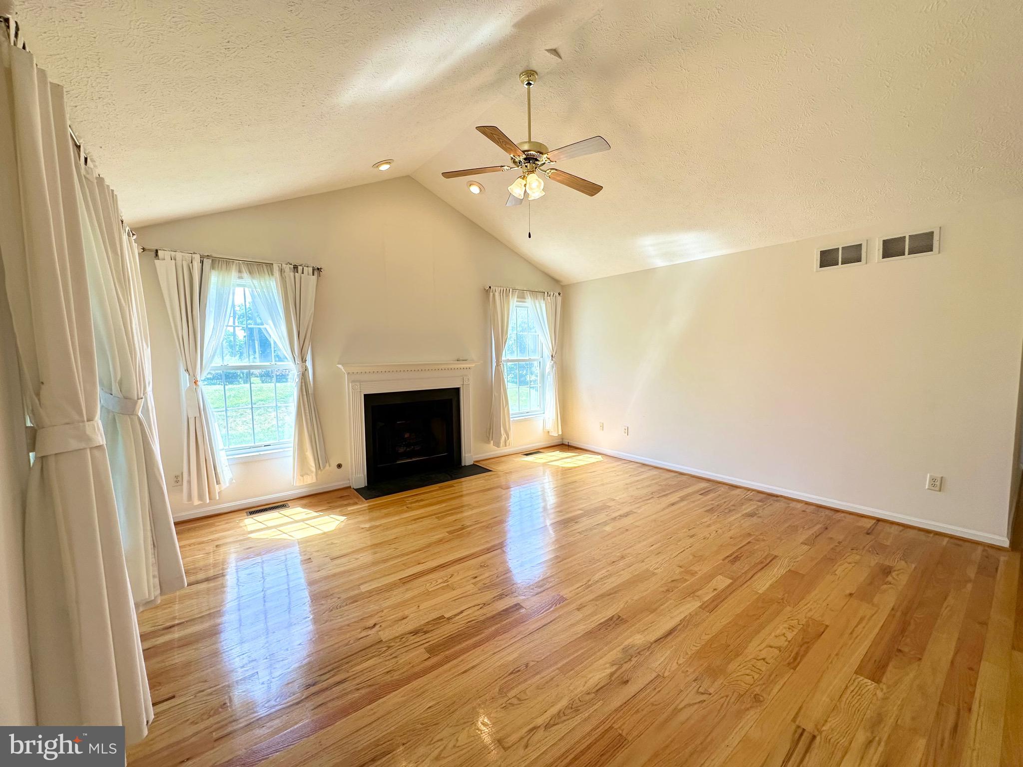 BATTLEFIELD ESTATES - Residential