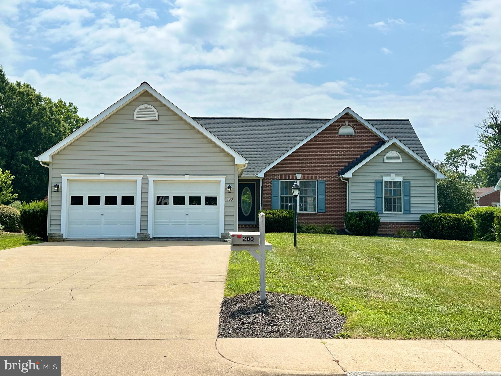 BATTLEFIELD ESTATES - Residential