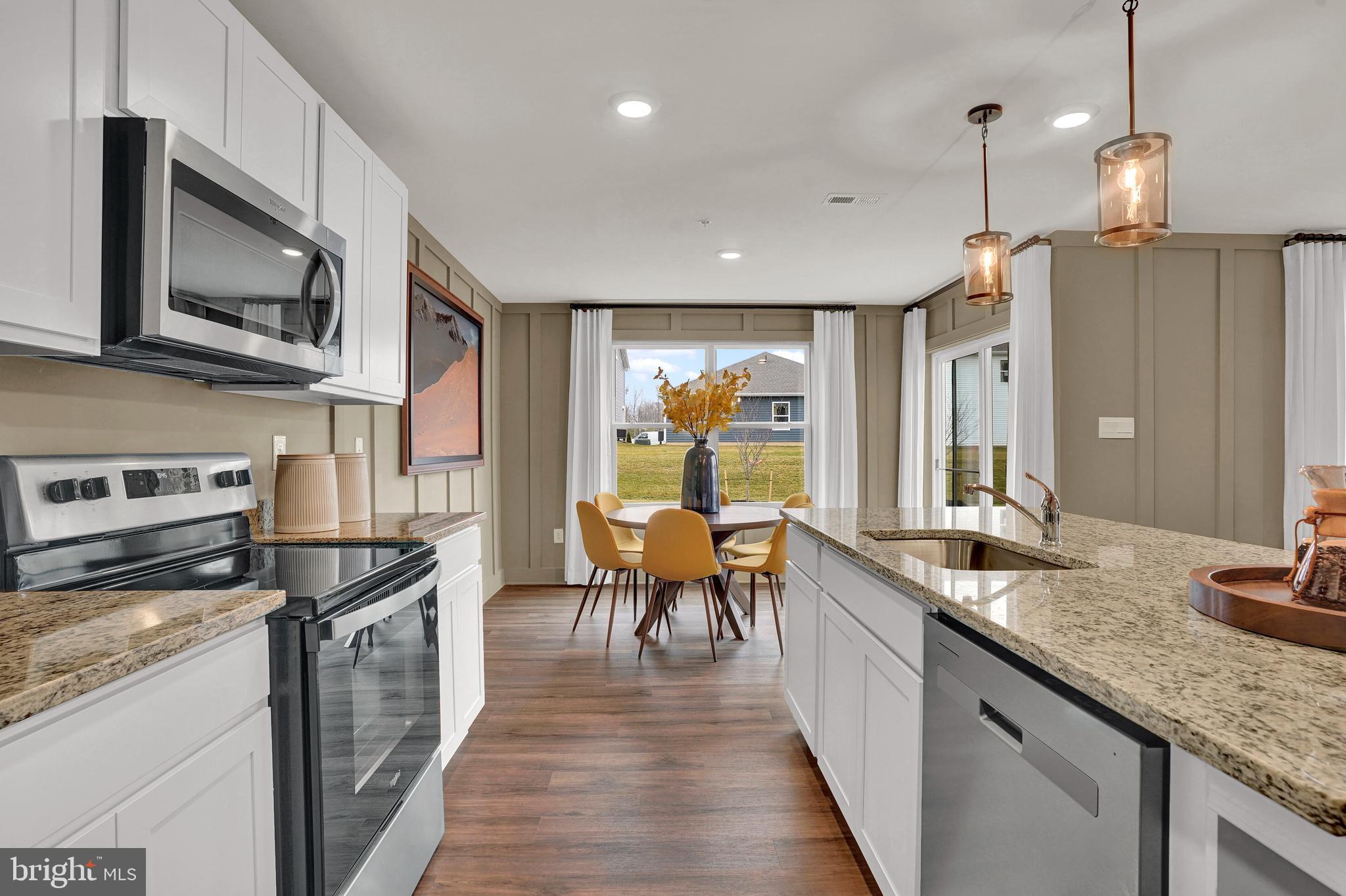 WEST WIND - Residential