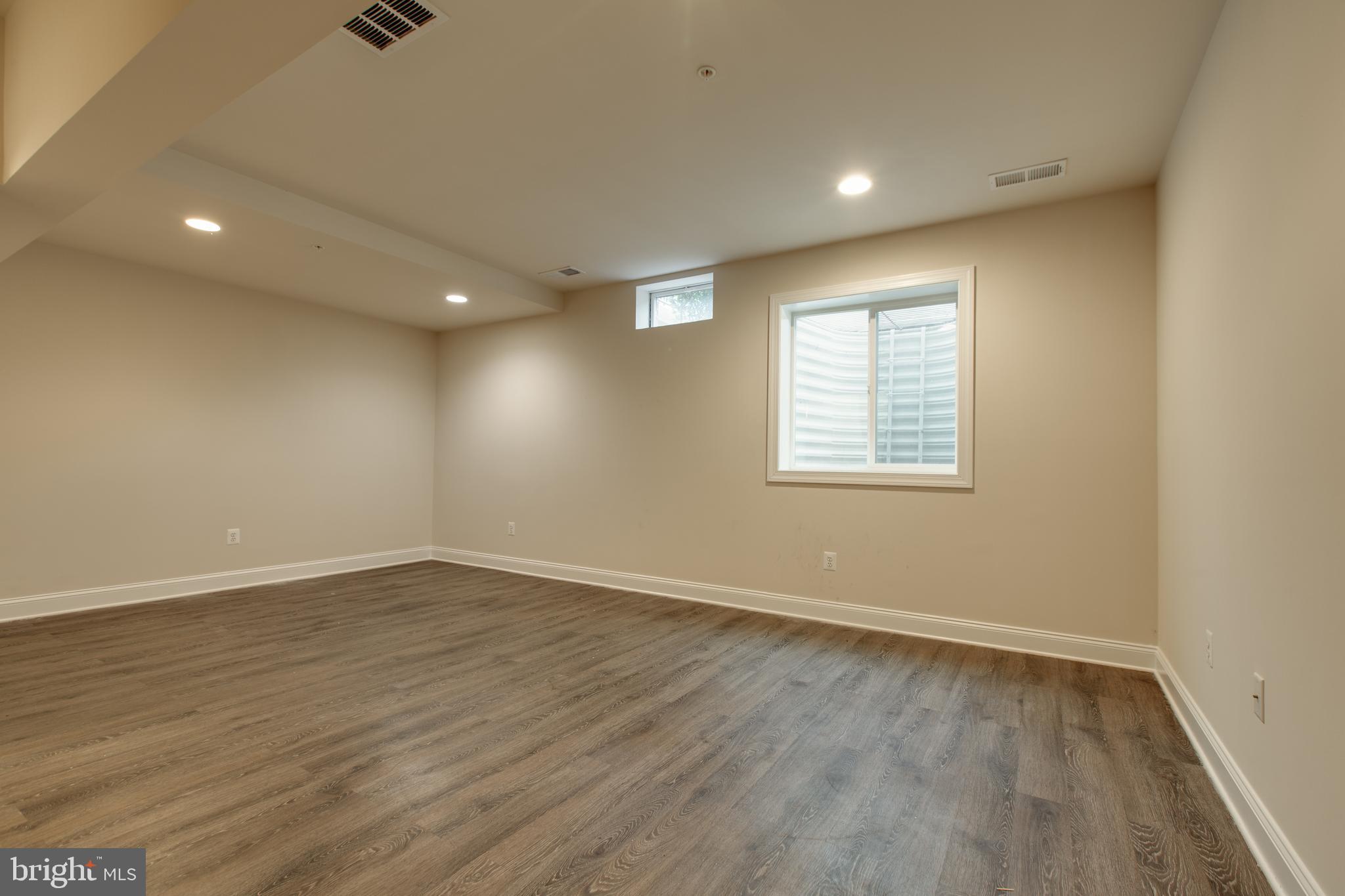THE ENCLAVE AT ARUNDEL PRESERVE - Residential Lease