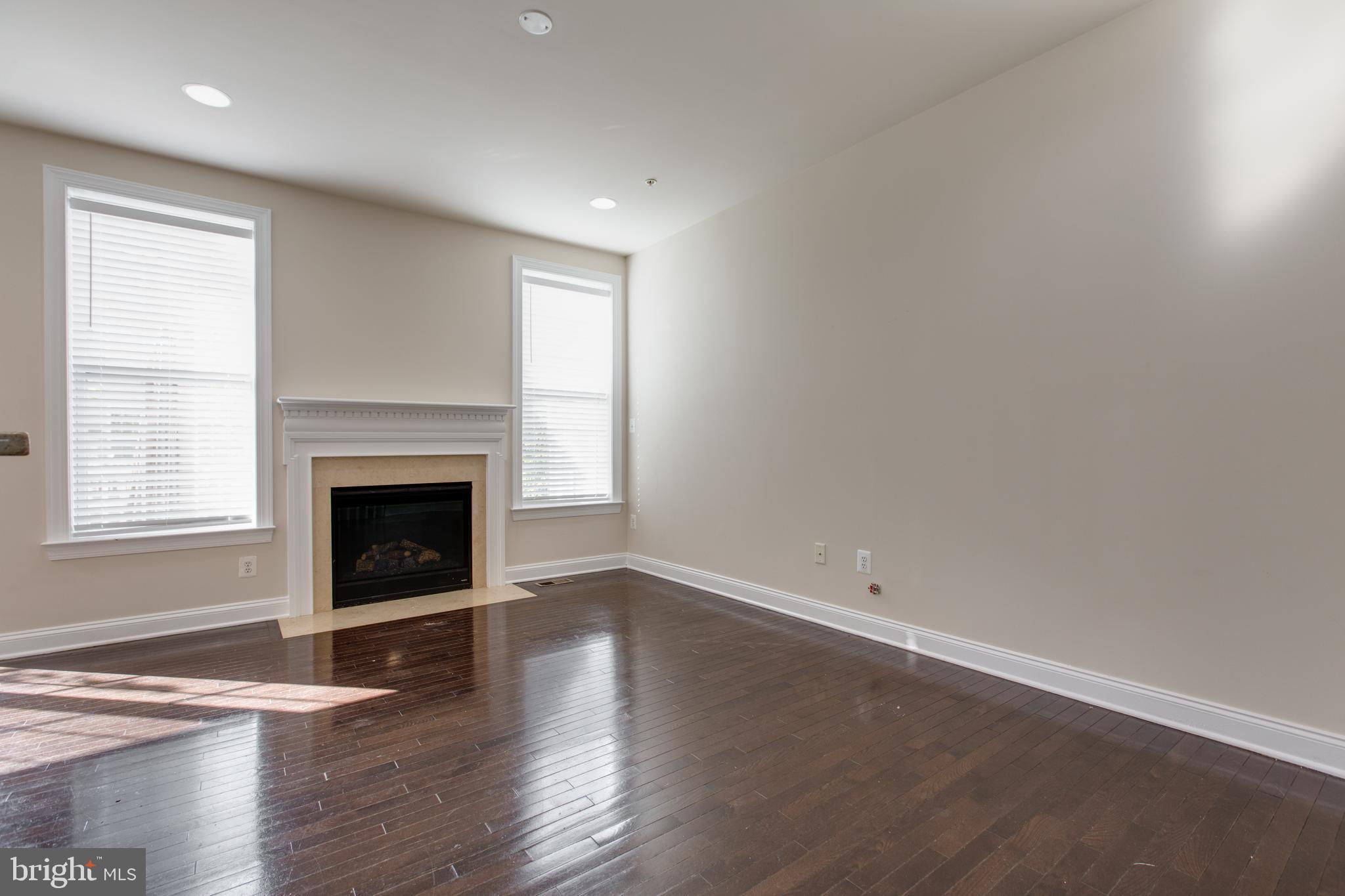 THE ENCLAVE AT ARUNDEL PRESERVE - Residential Lease
