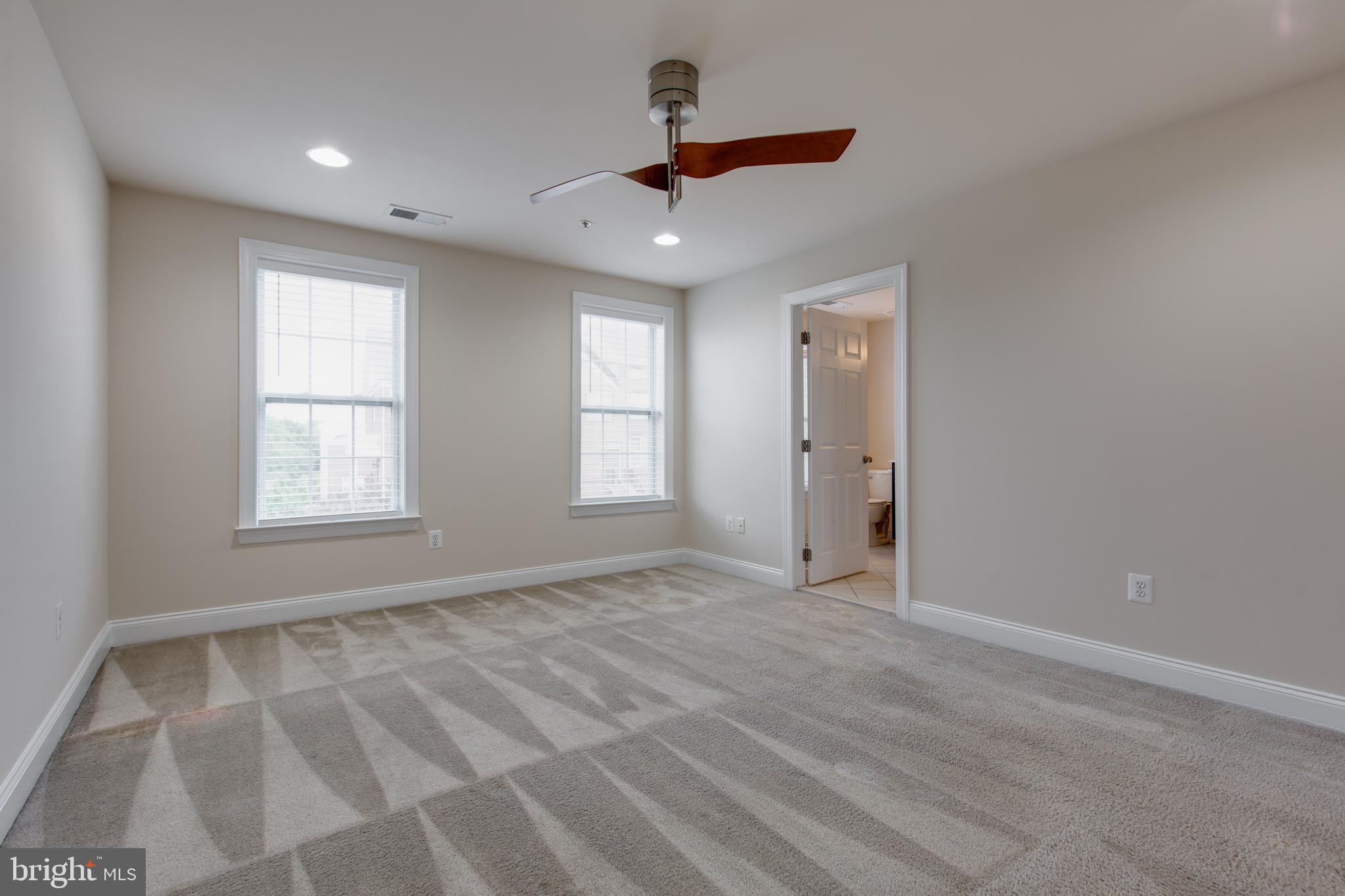THE ENCLAVE AT ARUNDEL PRESERVE - Residential Lease