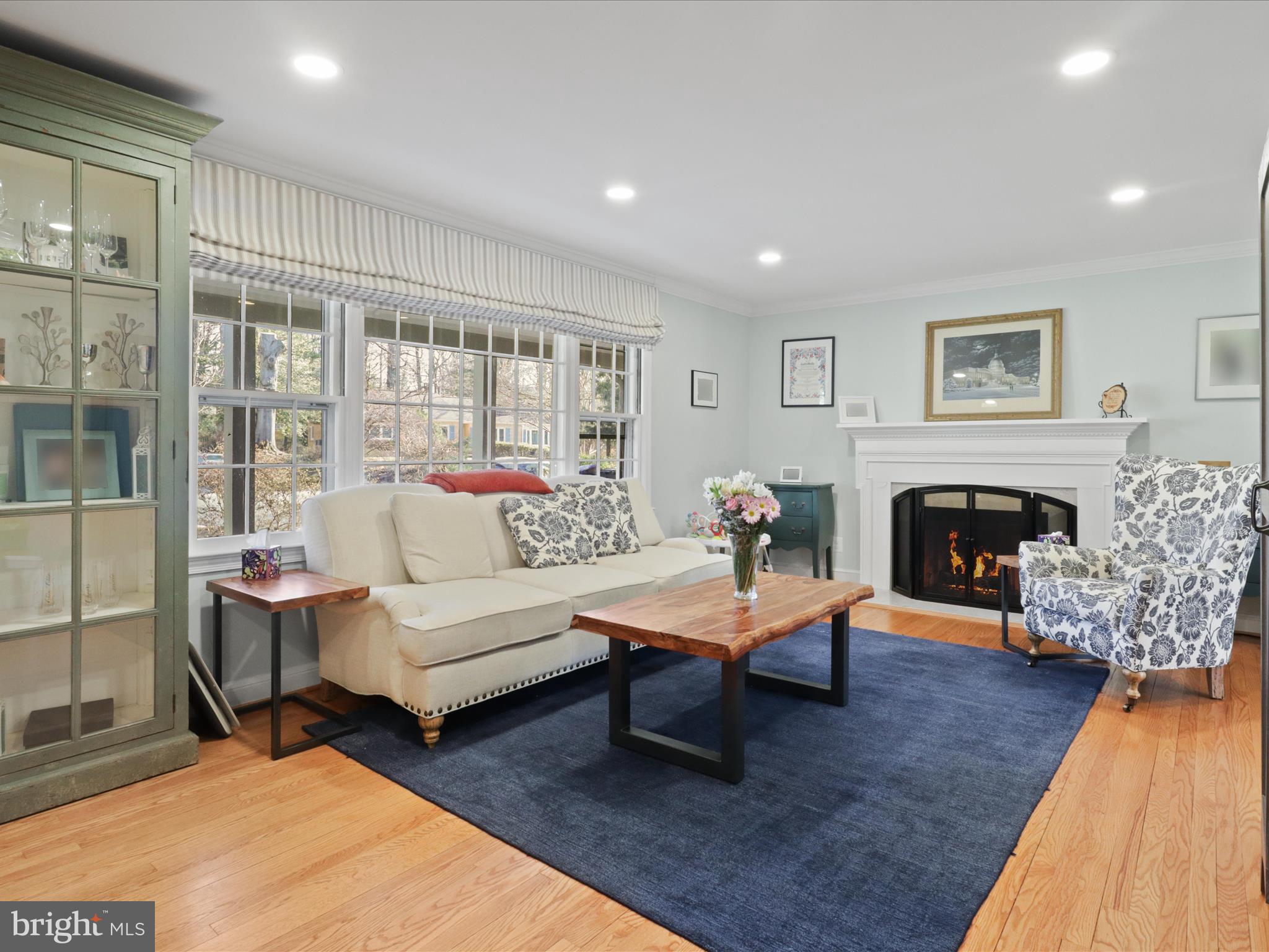 BARCROFT LAKE SHORES - Residential