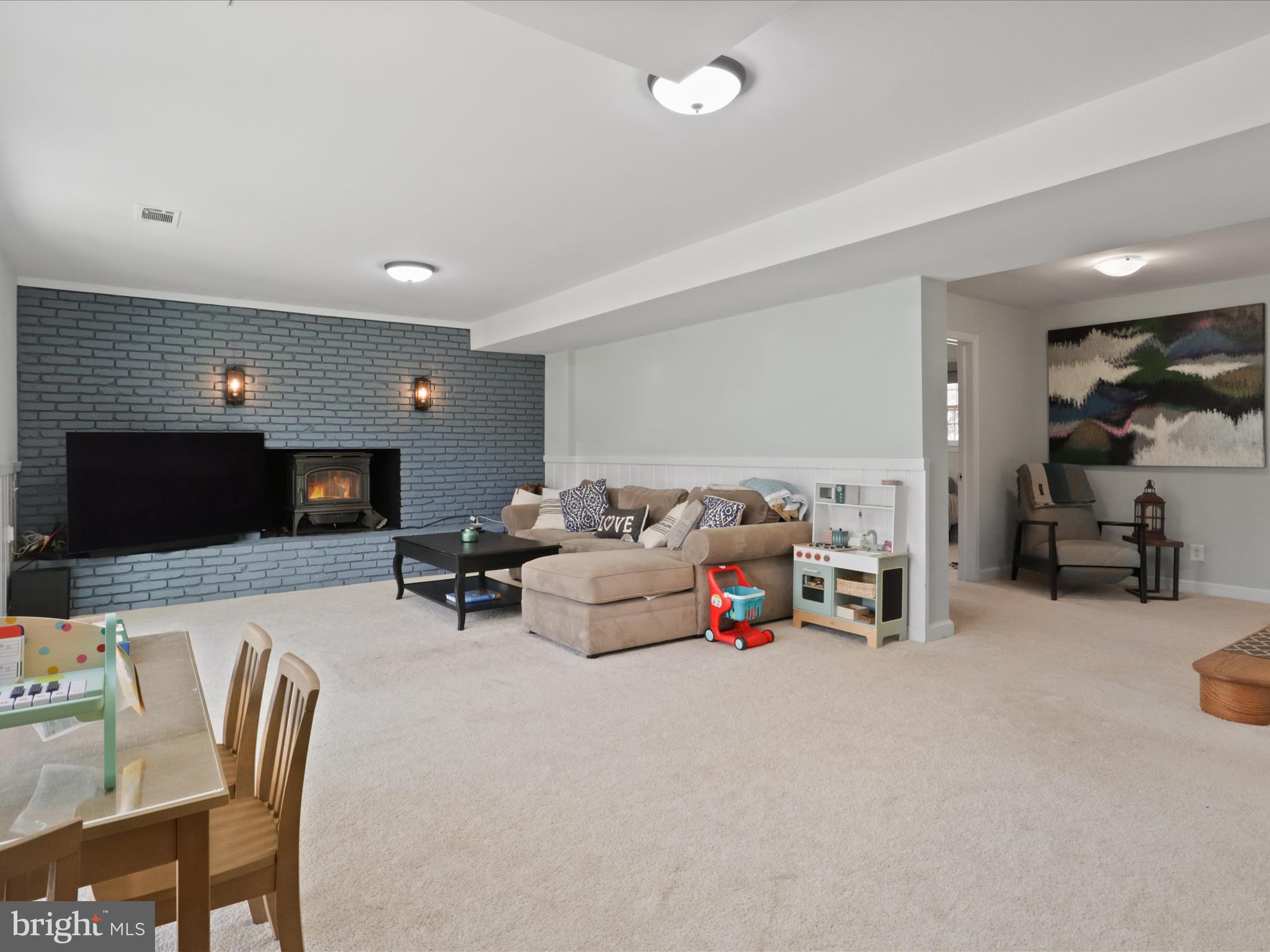 BARCROFT LAKE SHORES - Residential